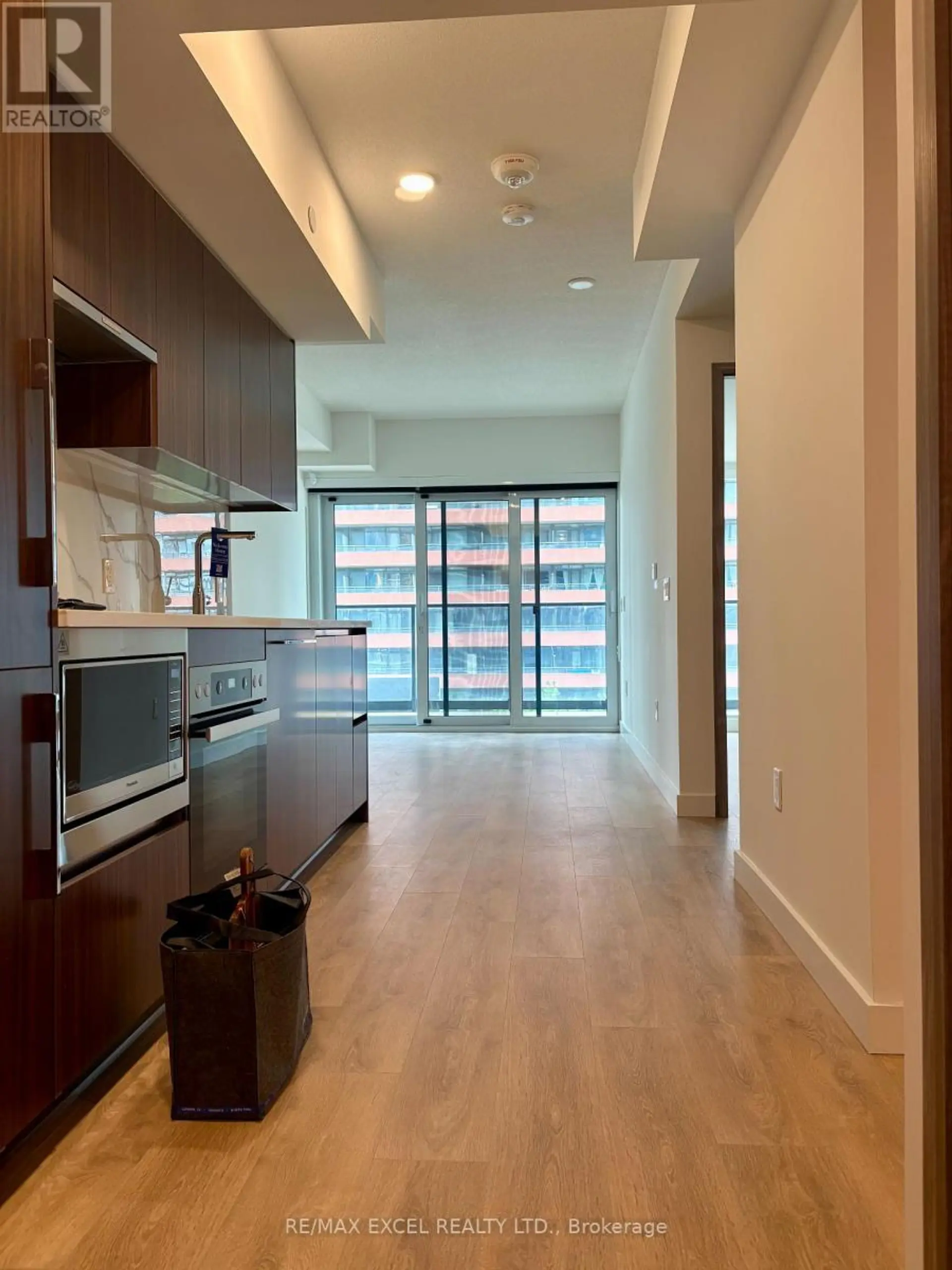 #627 3 CONCORD CITYPLACE WAY - Image 5