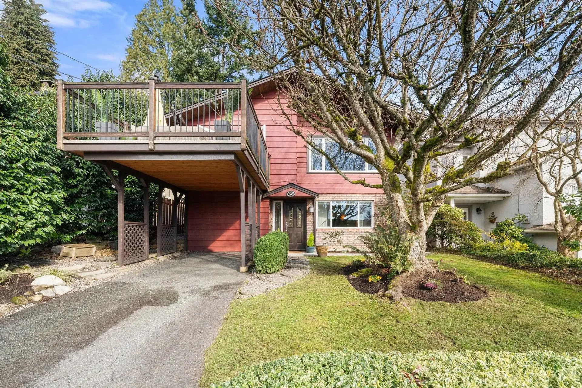Property at 3300 Mahon Avenue, North Vancouver, BC