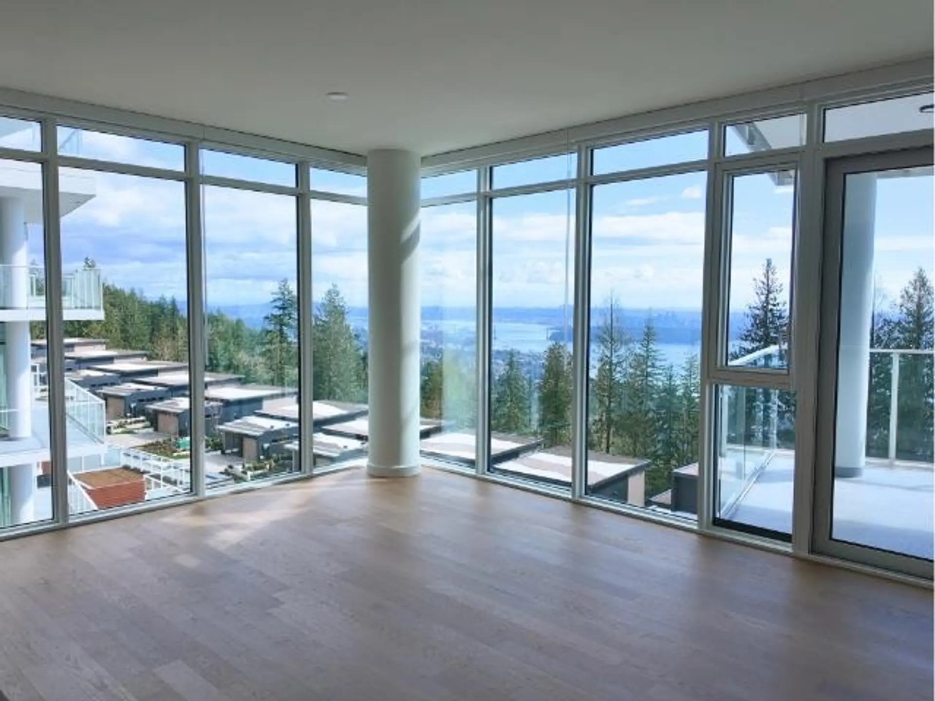 #701 3963 Uplands Way - Image 5