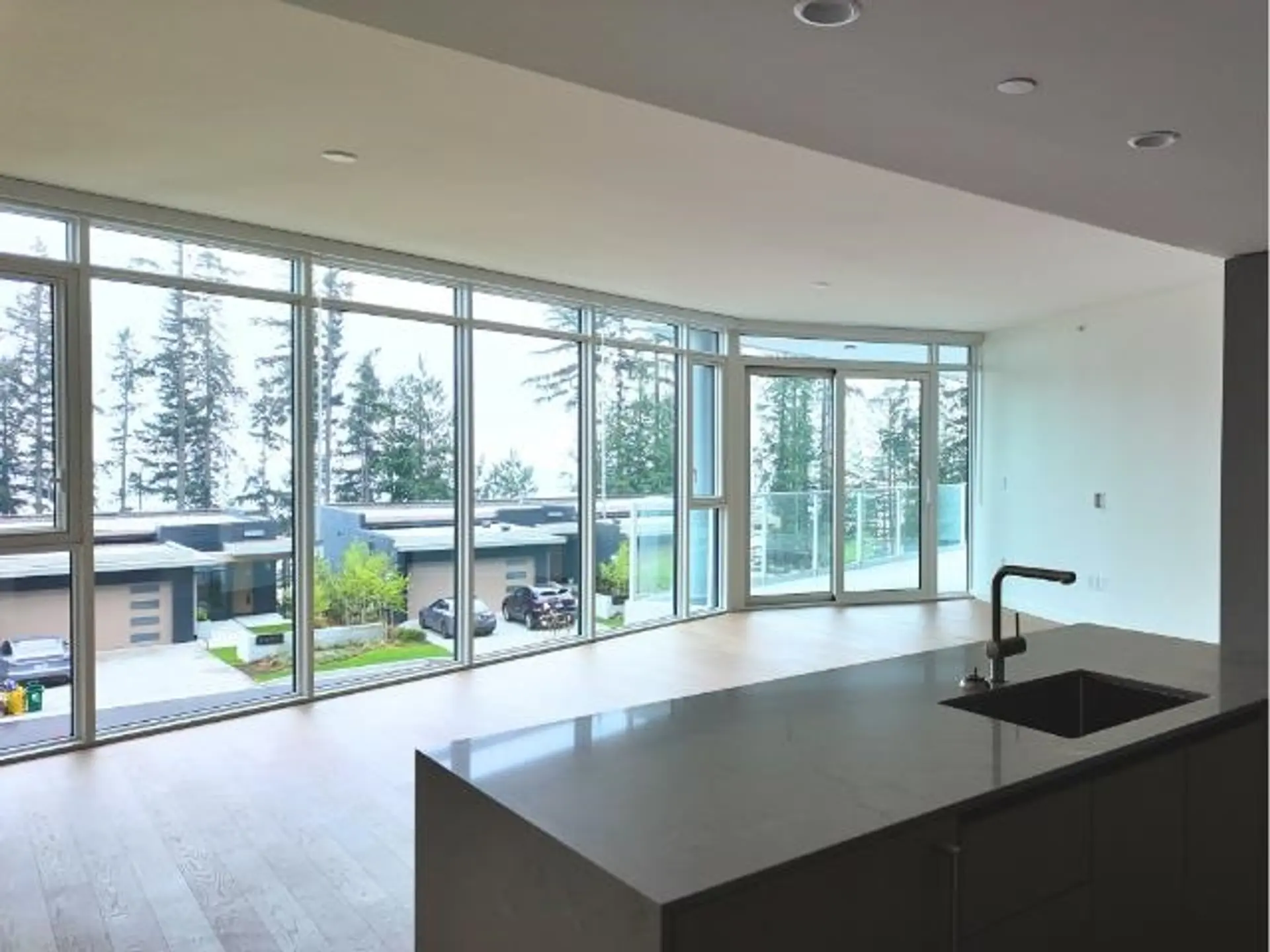 #303 3963 Uplands Way - Image 3