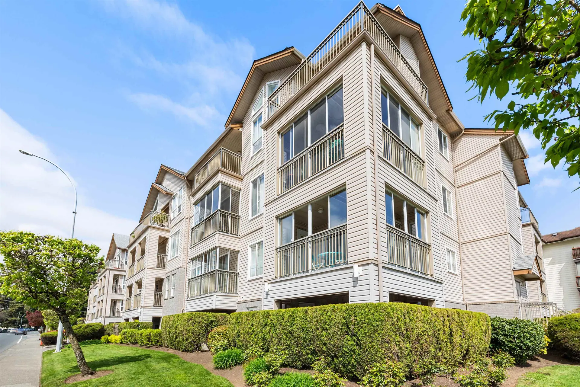 Property at #204 2772 Clearbrook Road, Abbotsford, BC
