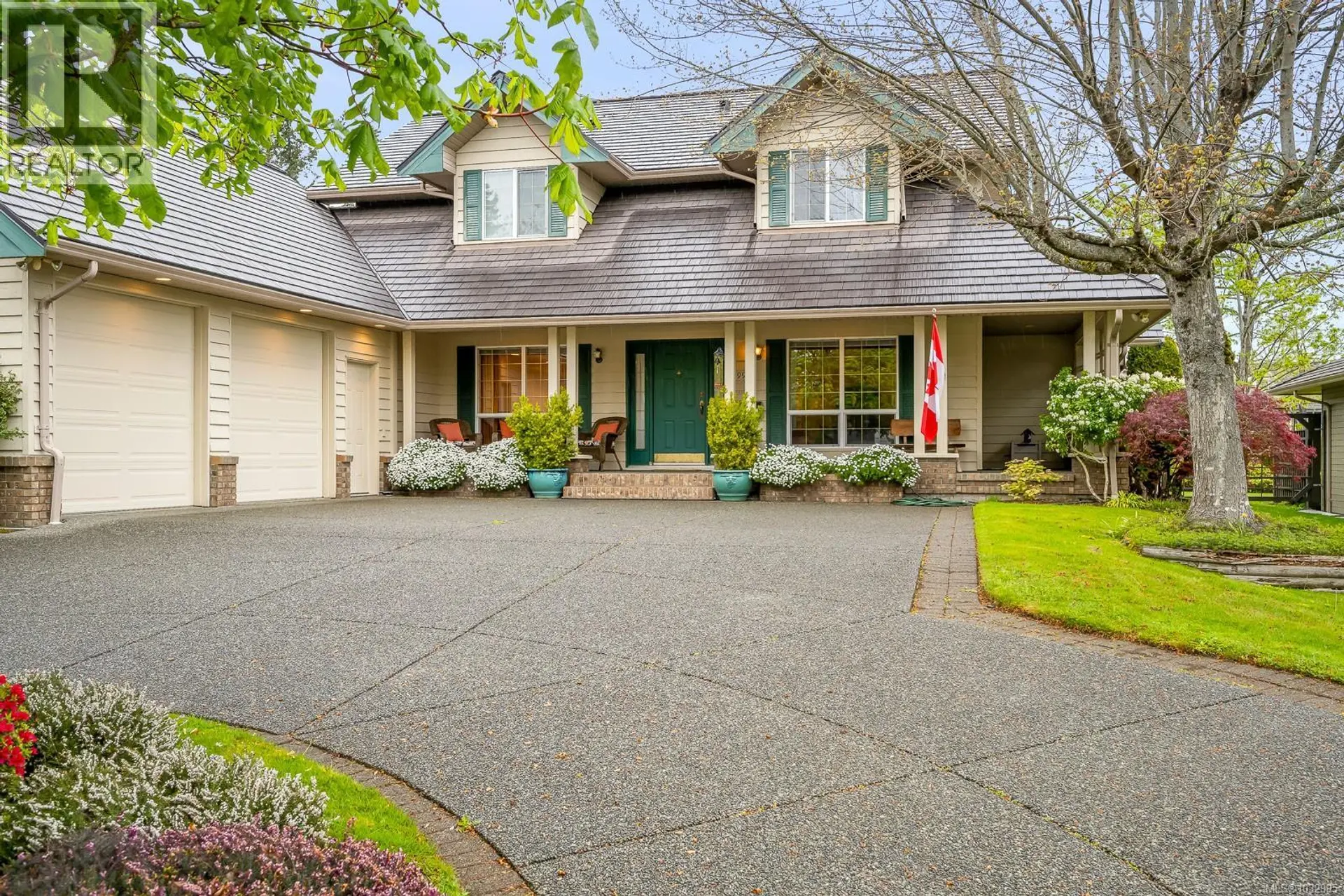 Property at 2996 Royal Vista Way, Courtenay, BC