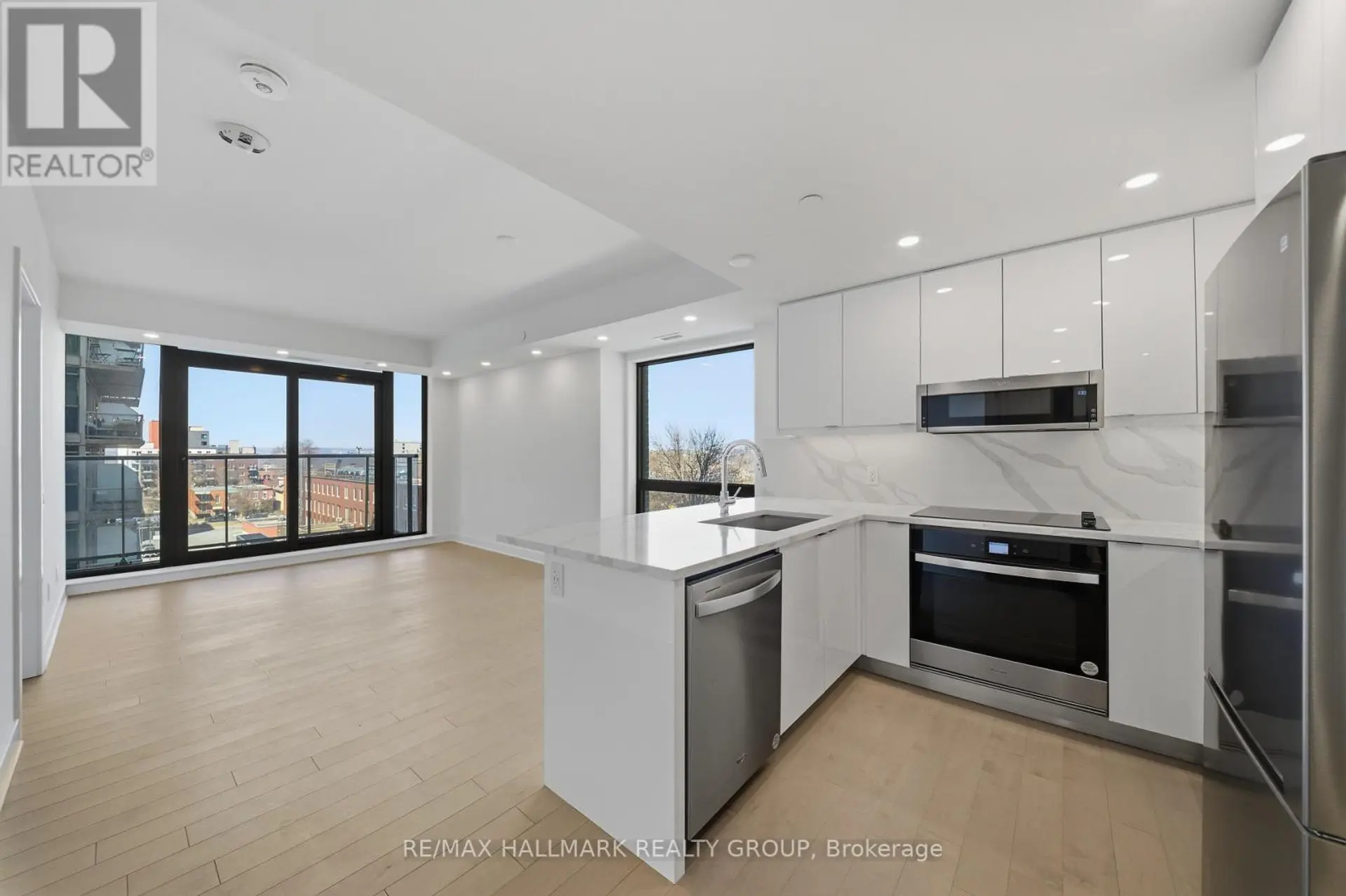 #1407 180 GEORGE STREET - Image 5