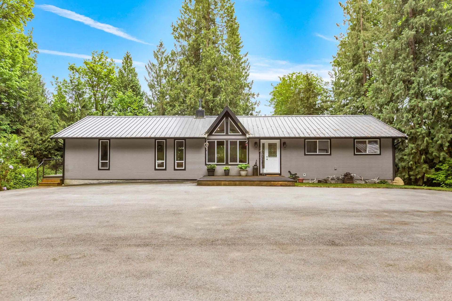 Property at 31648 Grove Avenue, Mission, BC