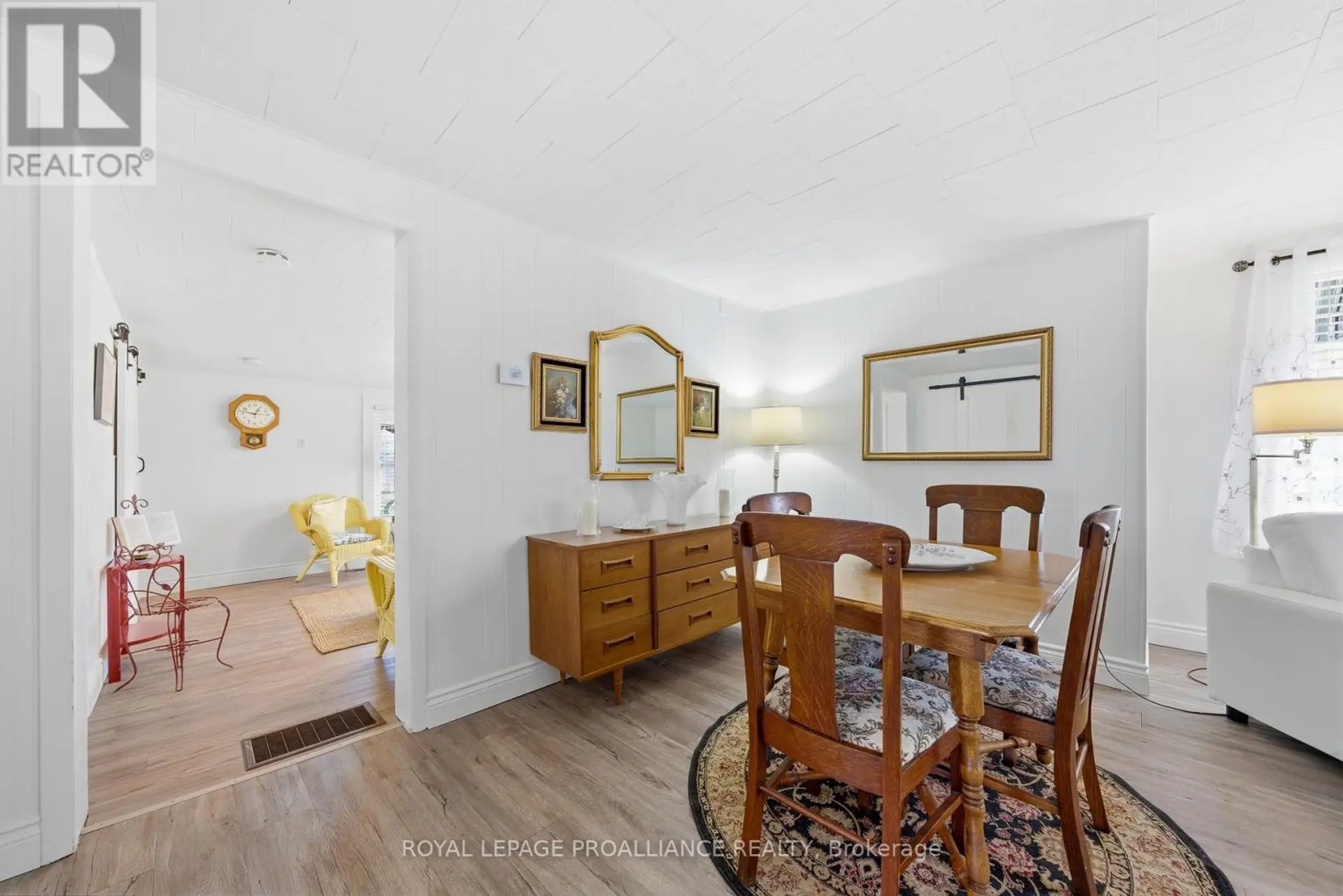 392 PICTON MAIN STREET - Image 7