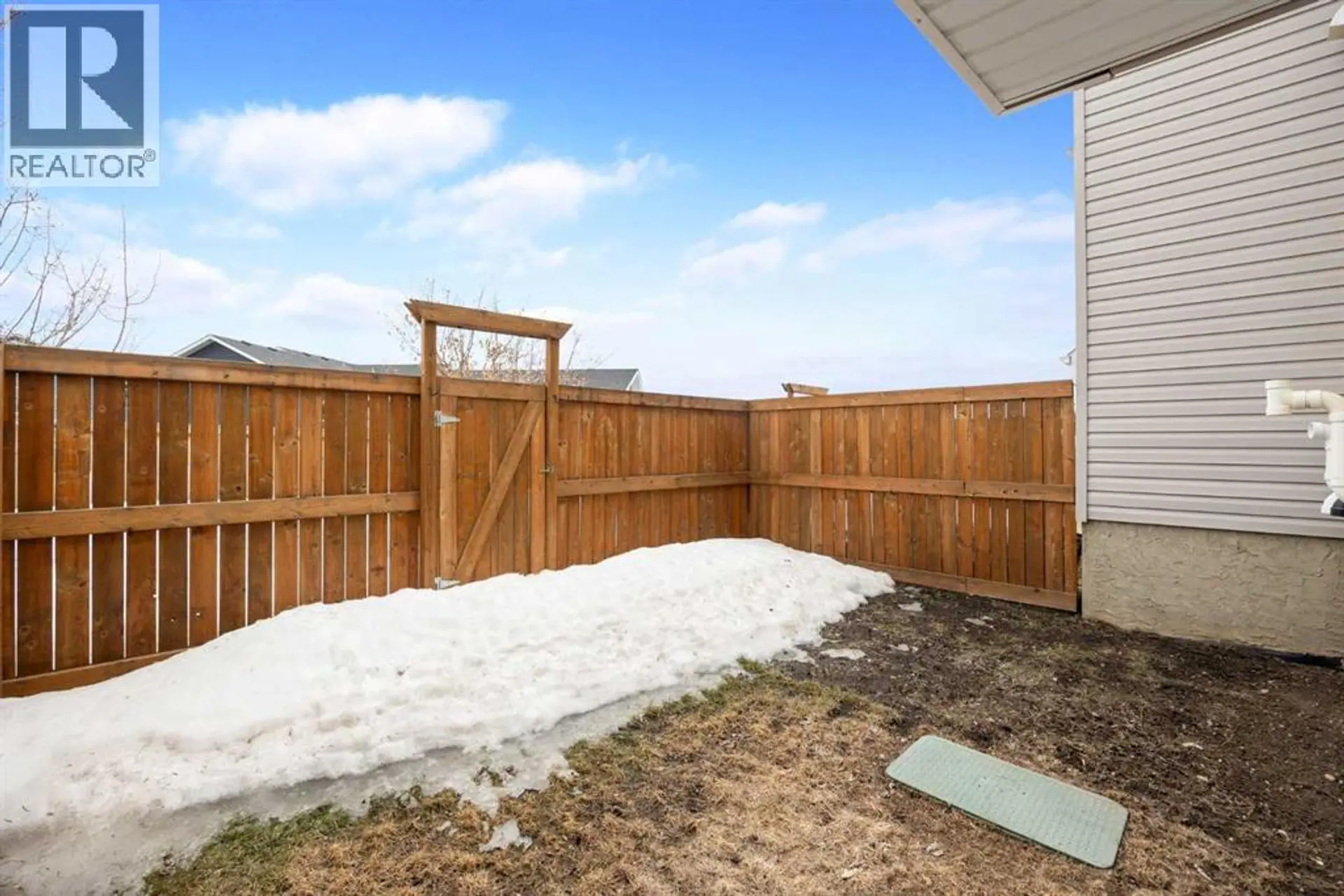 #14 711 BEACON HILL DRIVE - Image 19