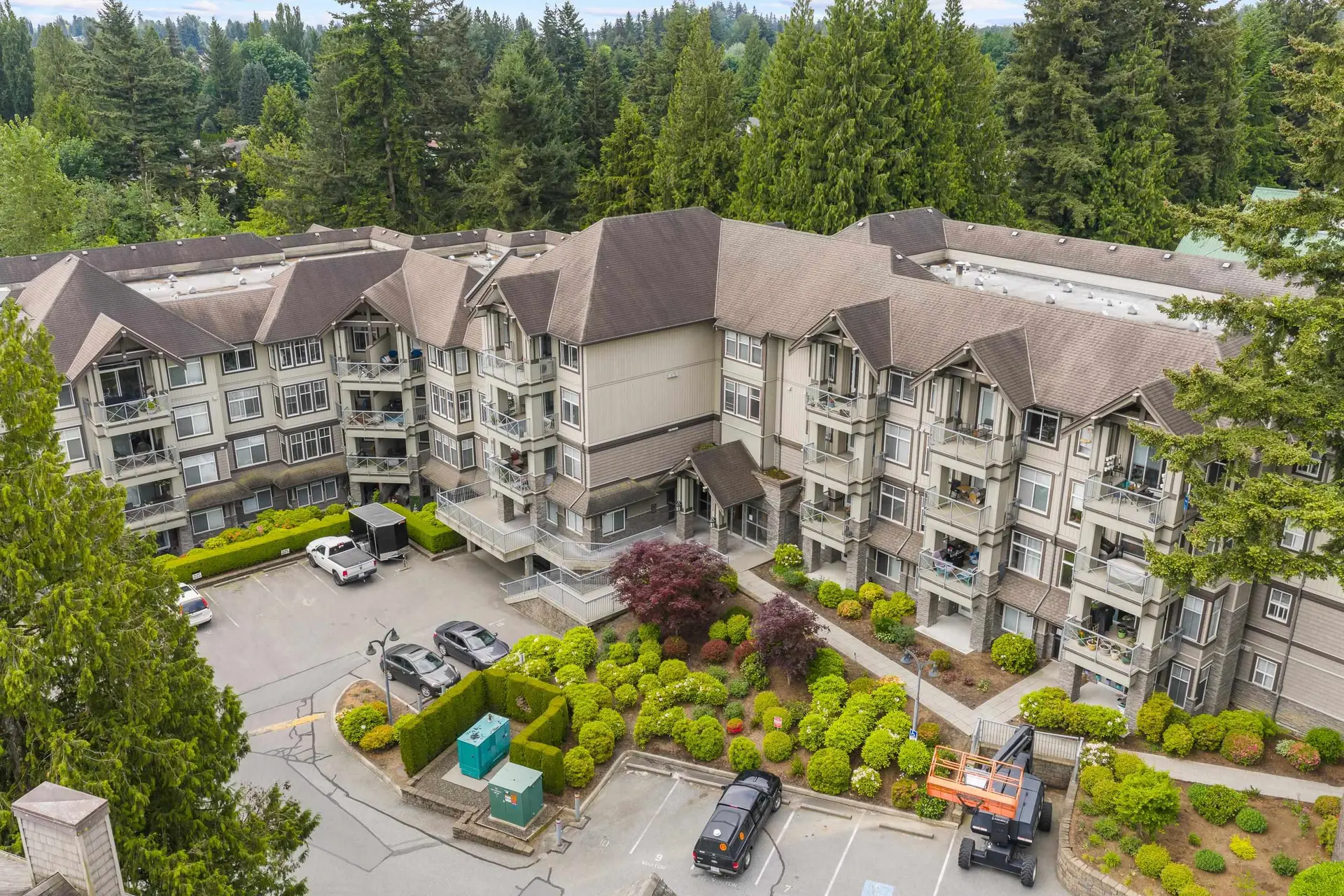 Property at #315 33318 E Bourquin Crescent, Abbotsford, BC