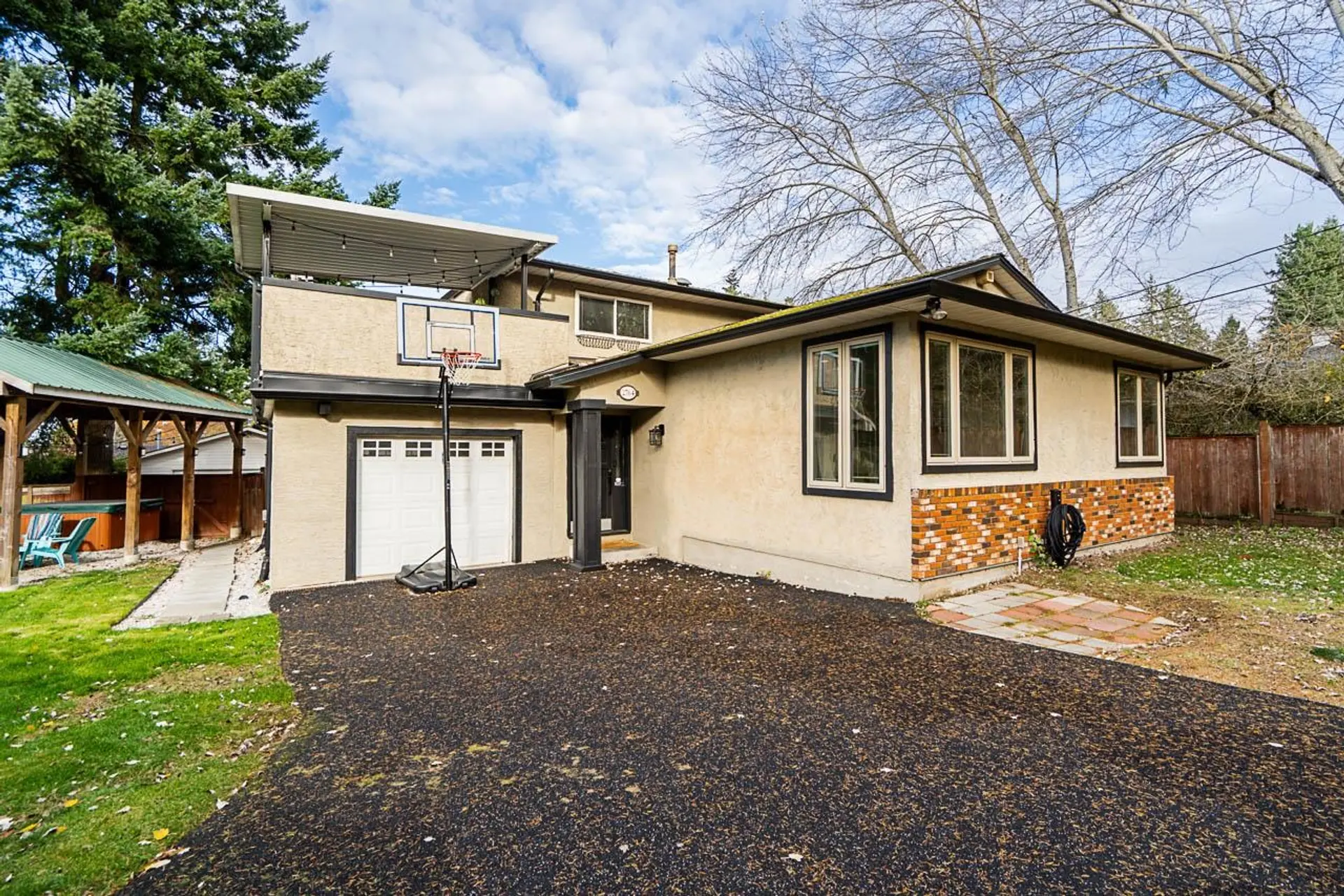 Property at 2764 Parkway Drive, Surrey, BC