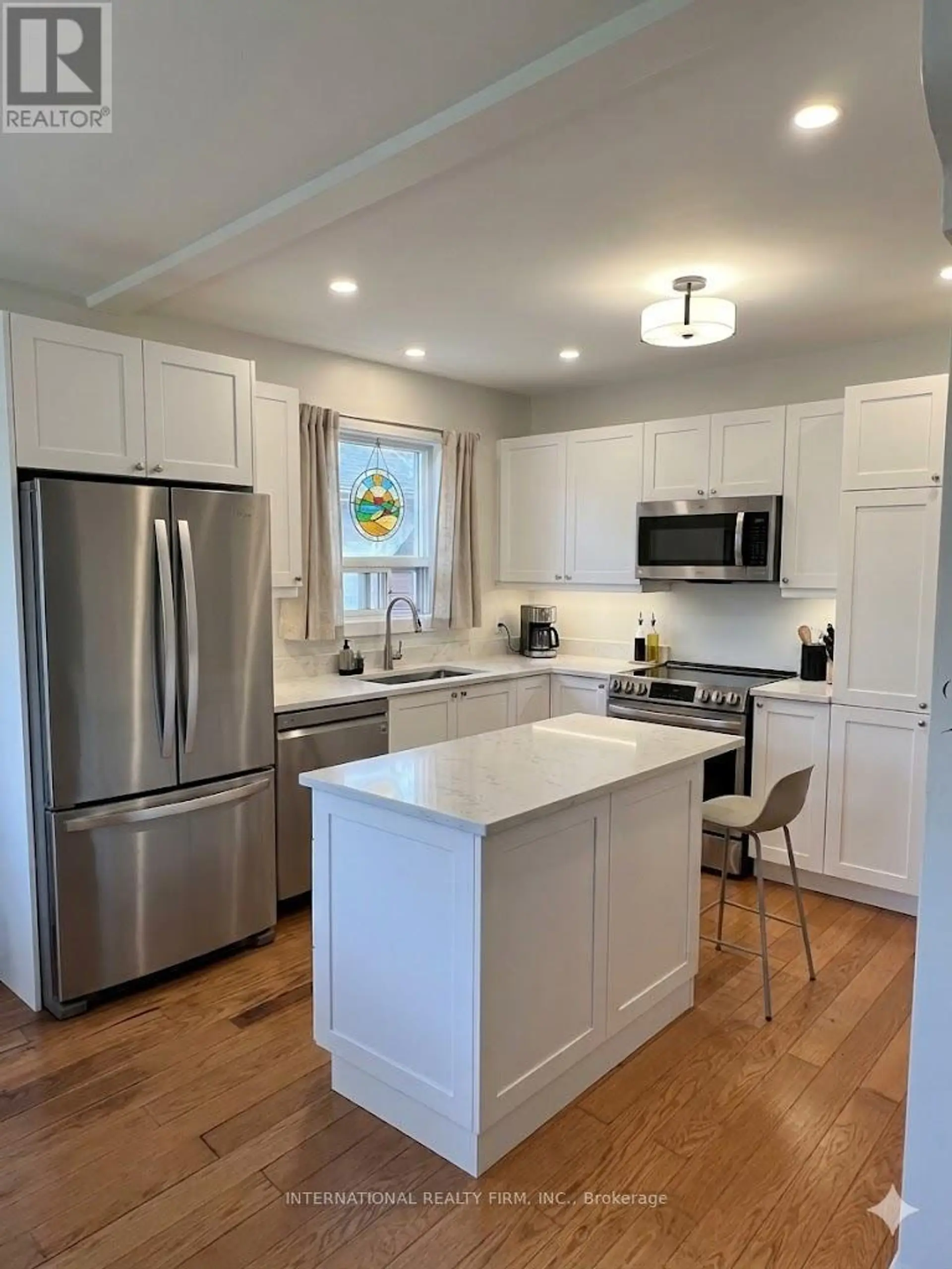 1481 MYRON DRIVE W - Image 7