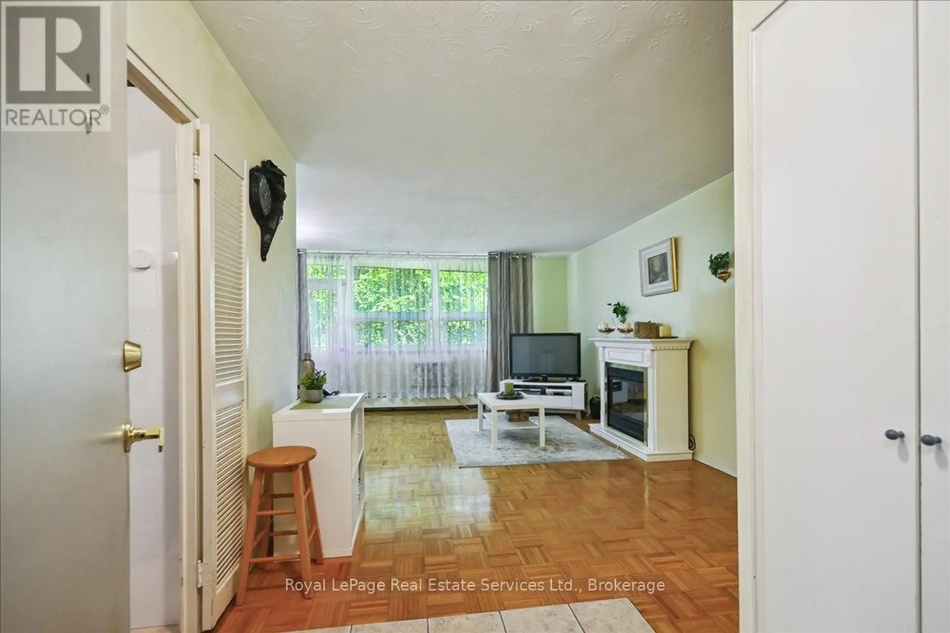 #203 100 COE HILL DRIVE - Image 4