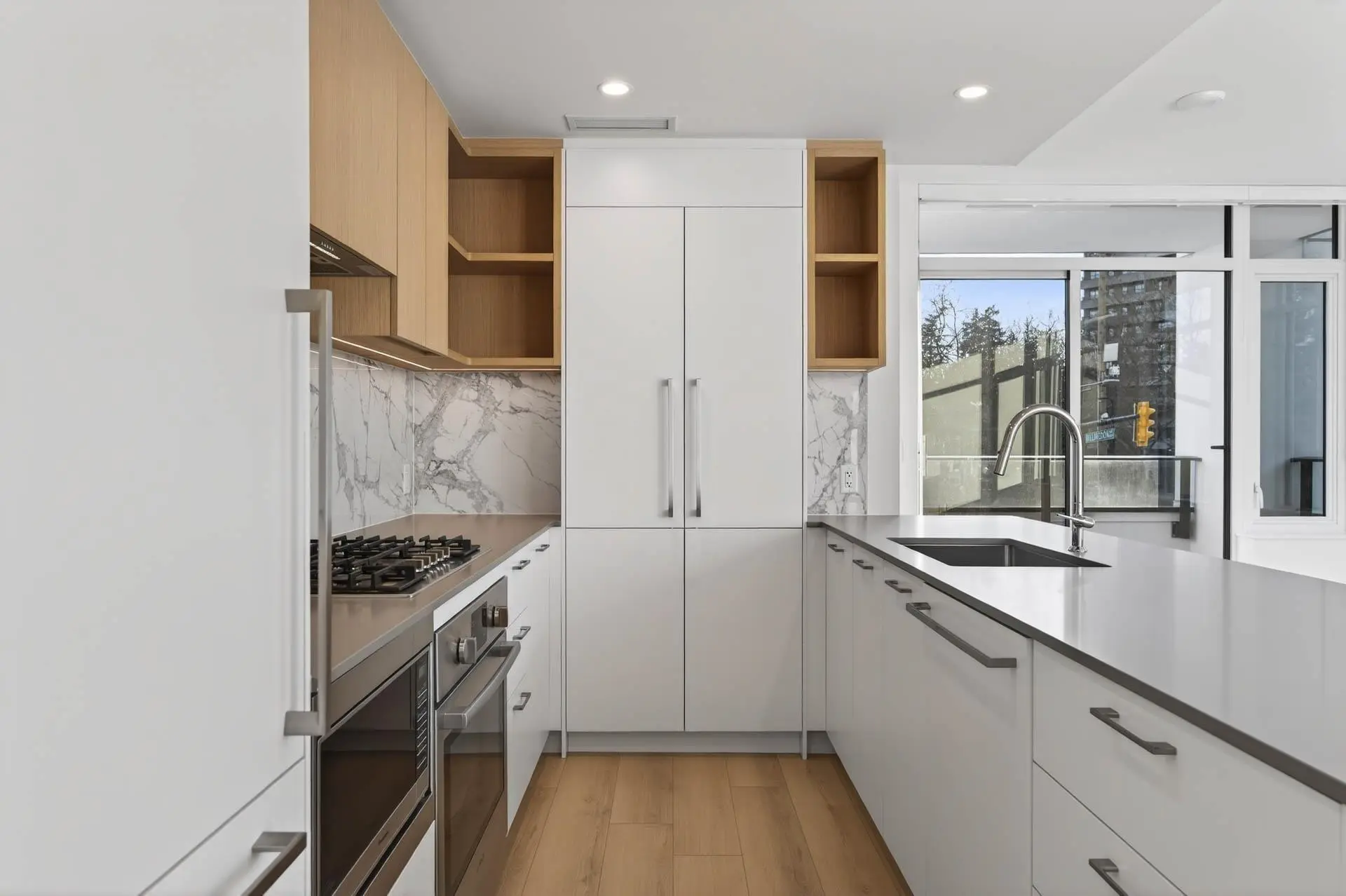 #202 6468 Willingdon Avenue - Image 5