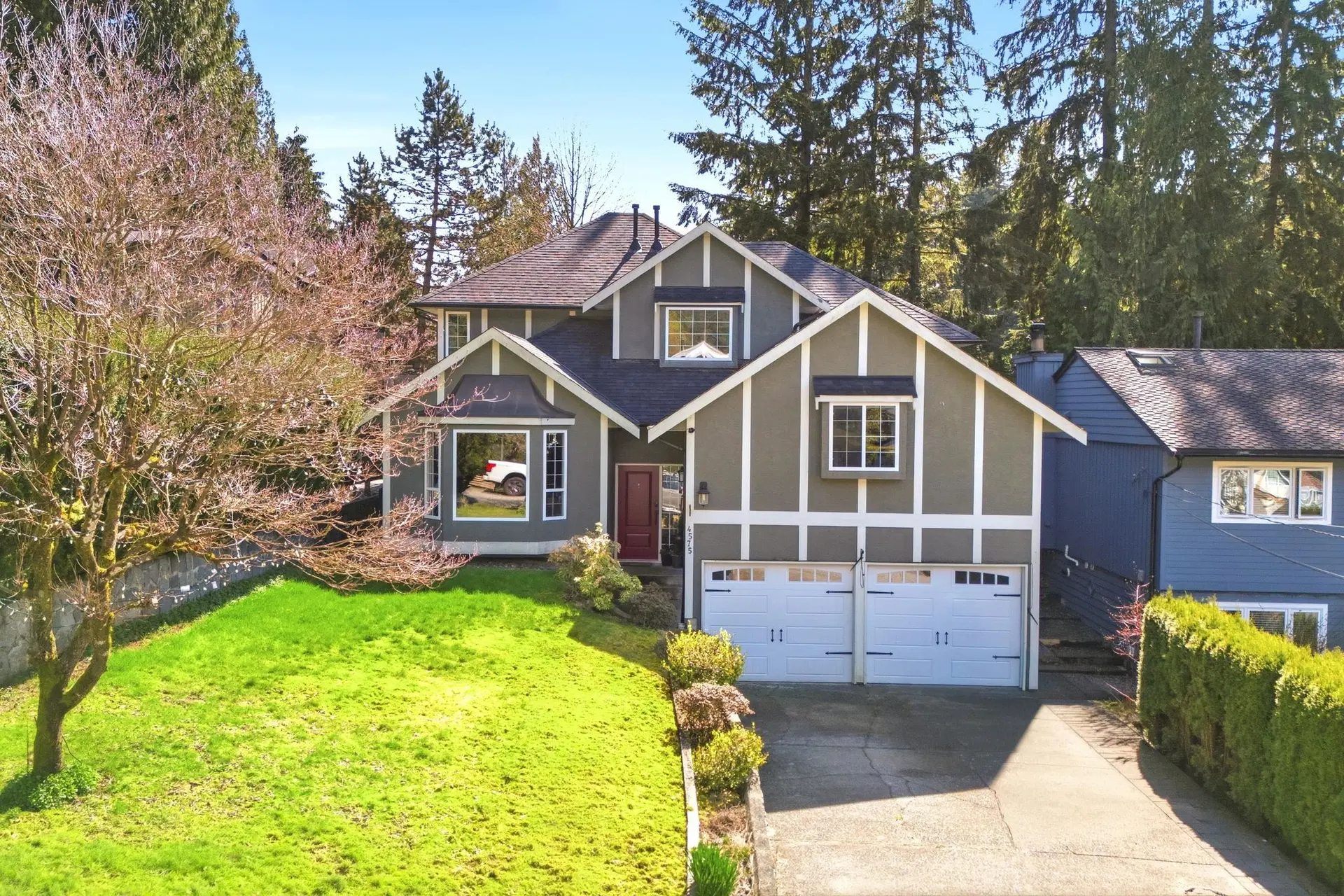 Property at 4575 Cliffmont Road, North Vancouver, BC
