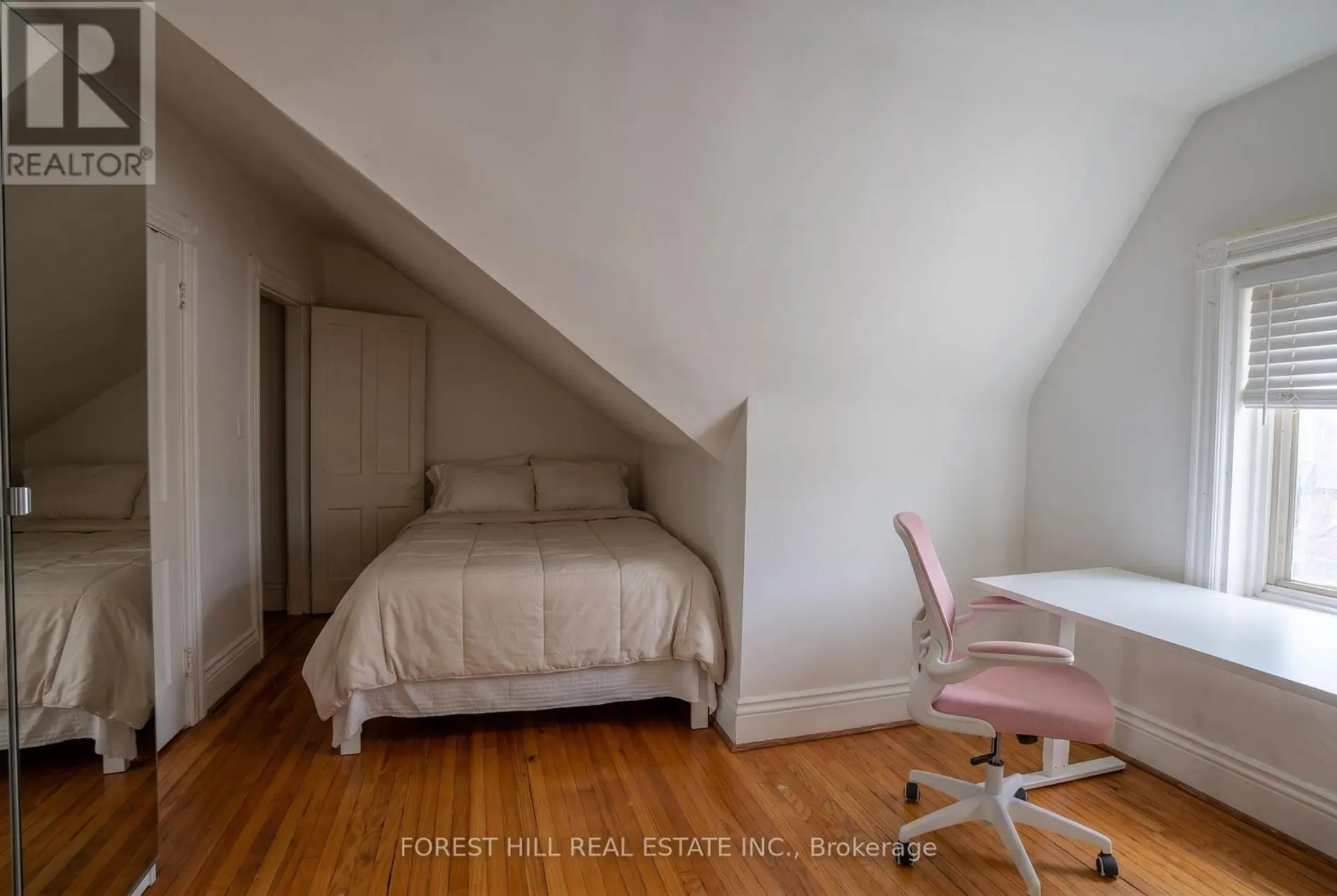 20 WEBSTER AVENUE - Image 12