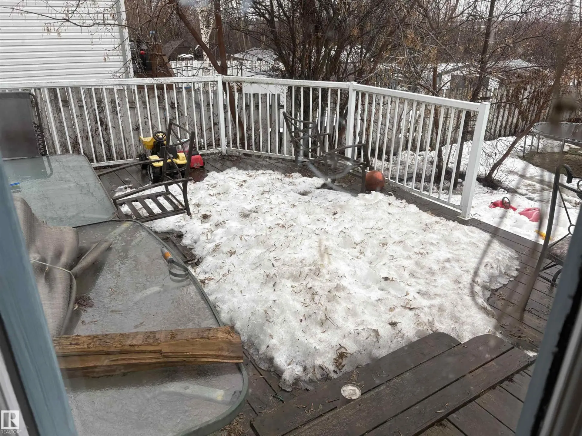 5306 44 ST - Image 5