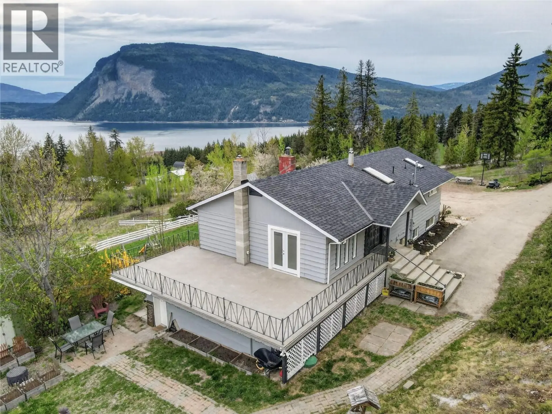 Property at 6990 70 Avenue NE, Salmon Arm, BC