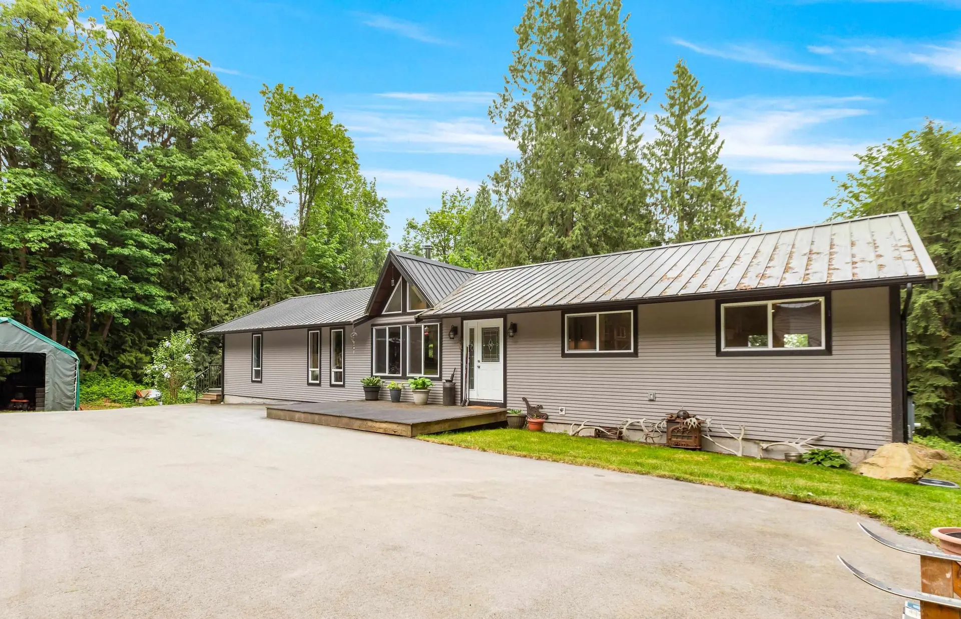 Property at 31648 Grove Avenue, Mission, BC