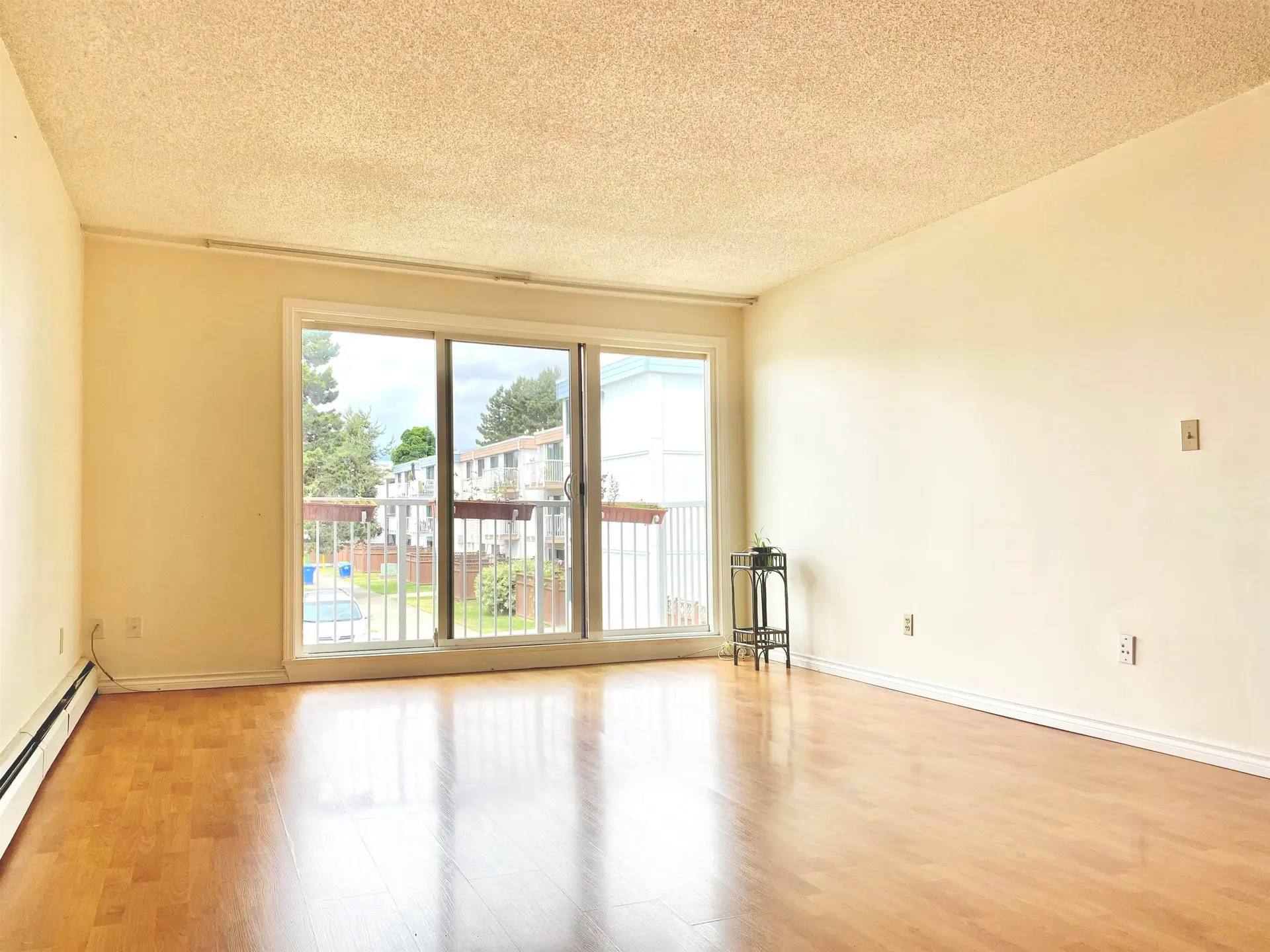 #205 7240 Lindsay Road - Image 3