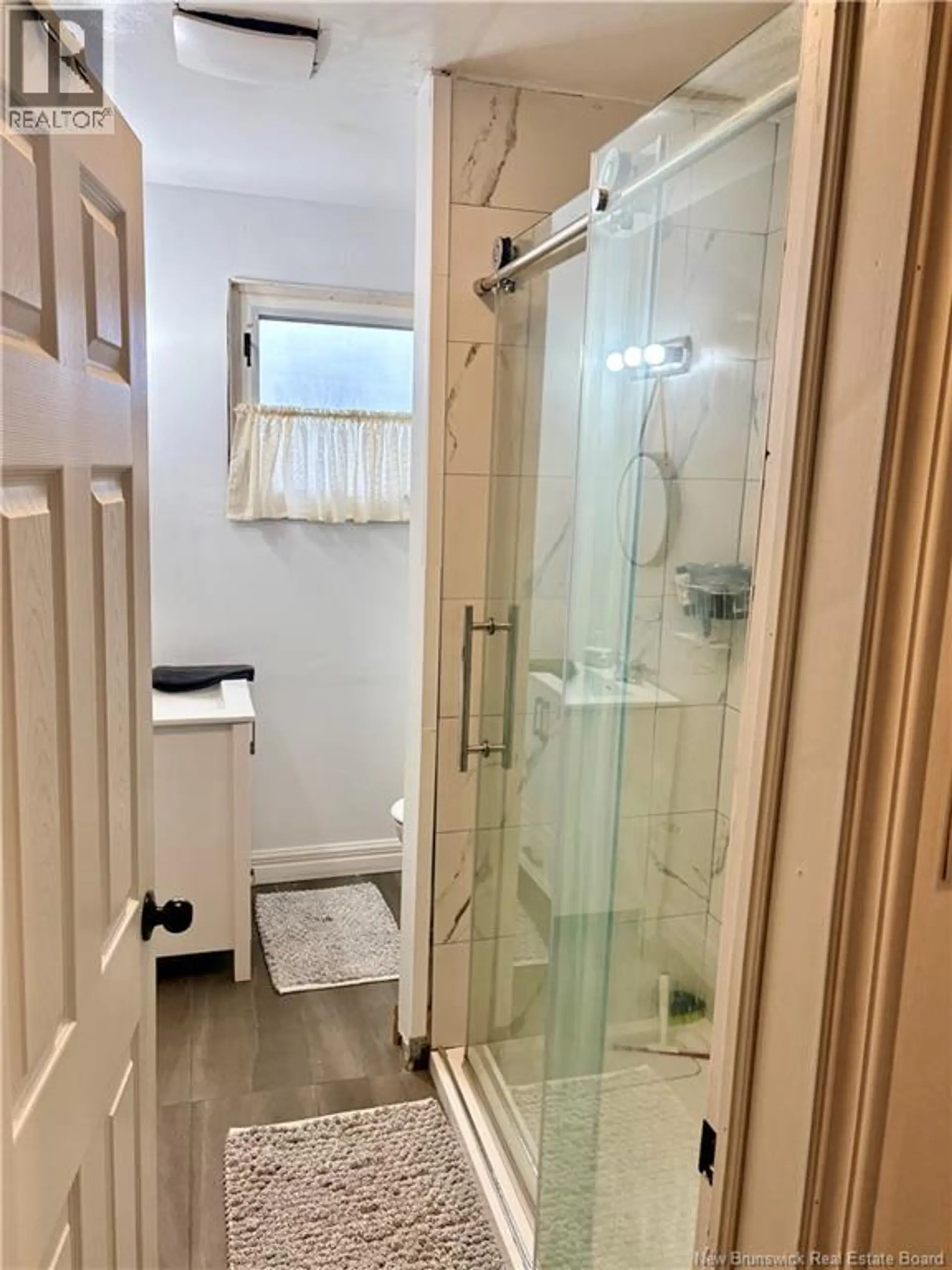 97 Highlandview Road - Image 10