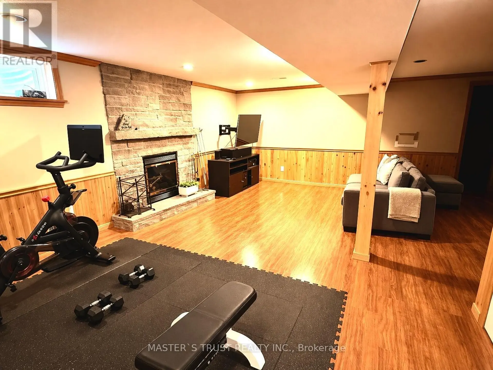 112 KRIEGHOFF AVENUE - Image 15
