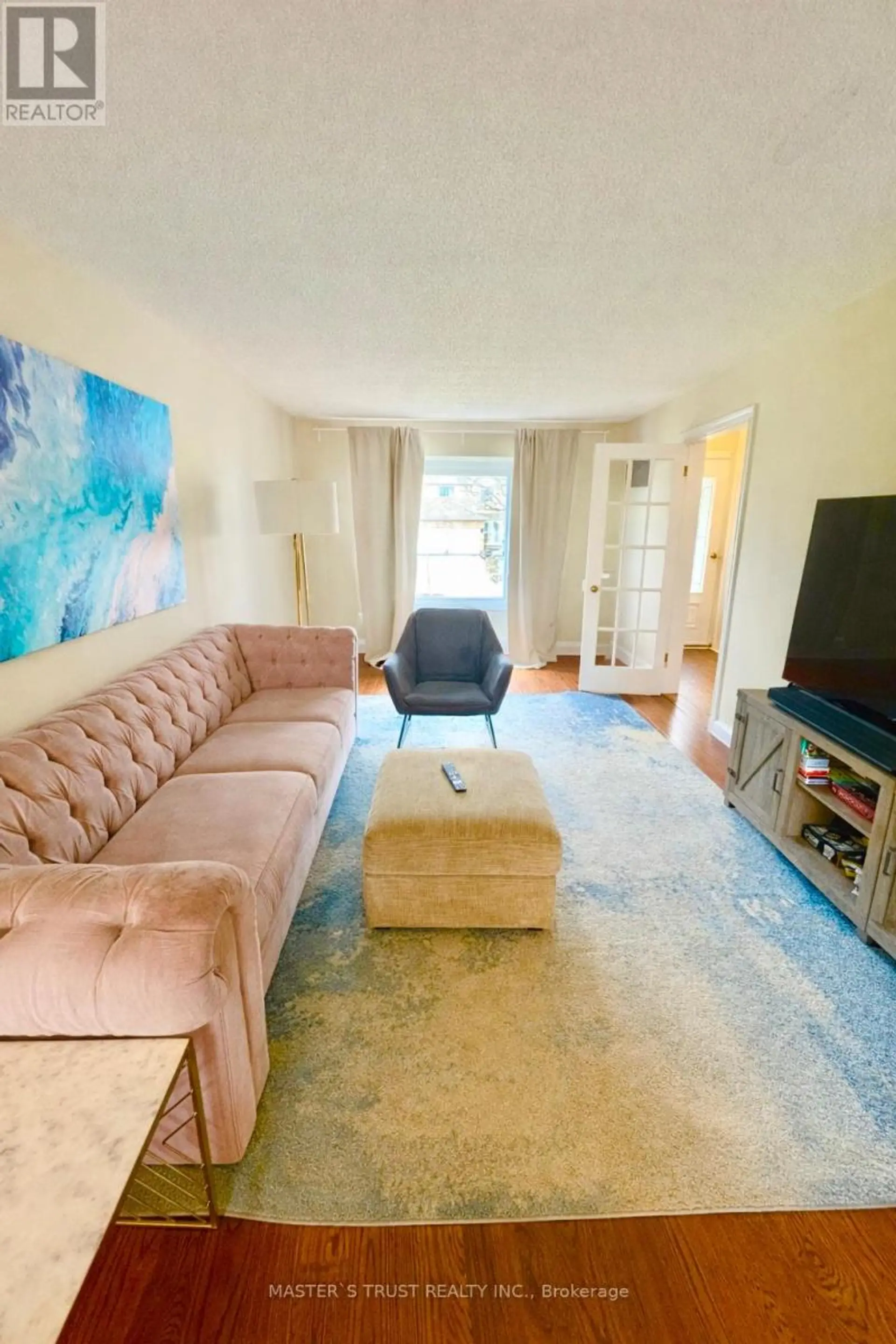 112 KRIEGHOFF AVENUE - Image 2