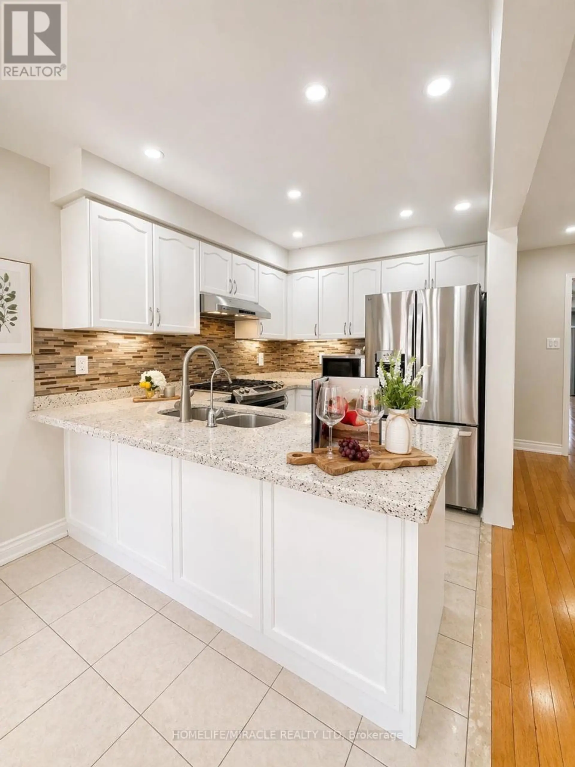 65 BELLCHASE TRAIL - Image 1