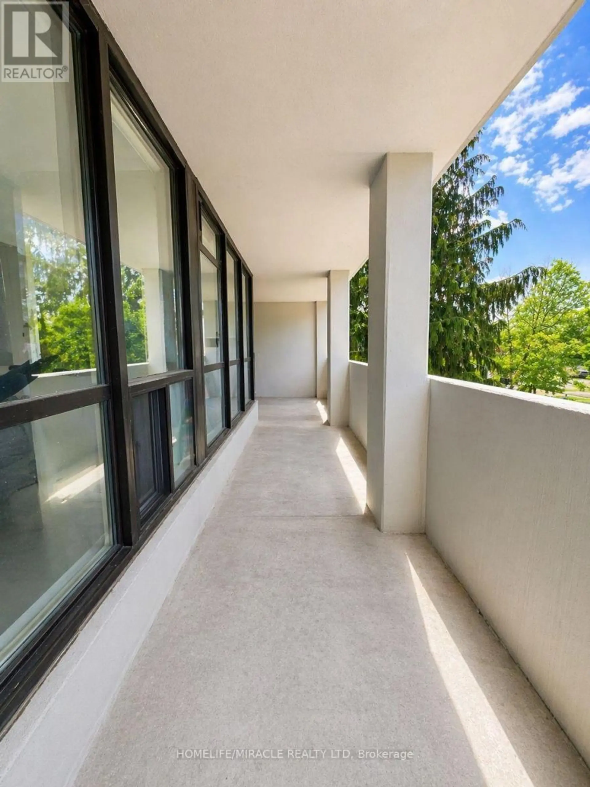 #214 1 ROWNTREE ROAD - Image 12