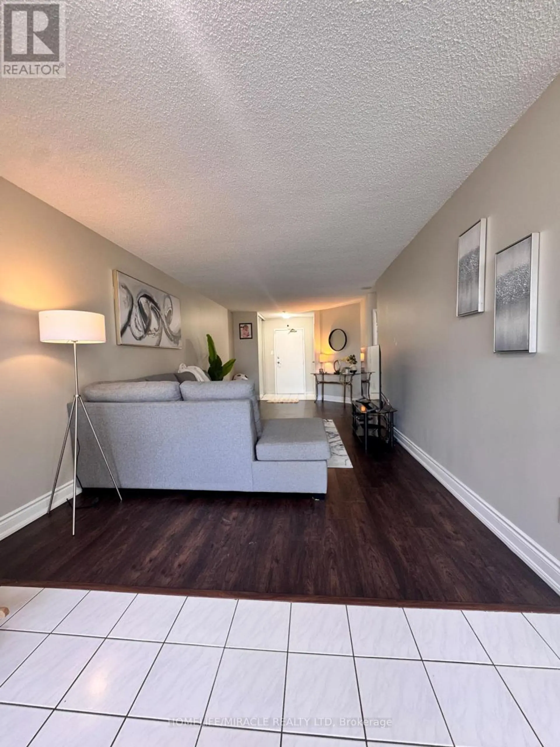 #214 1 ROWNTREE ROAD - Image 4