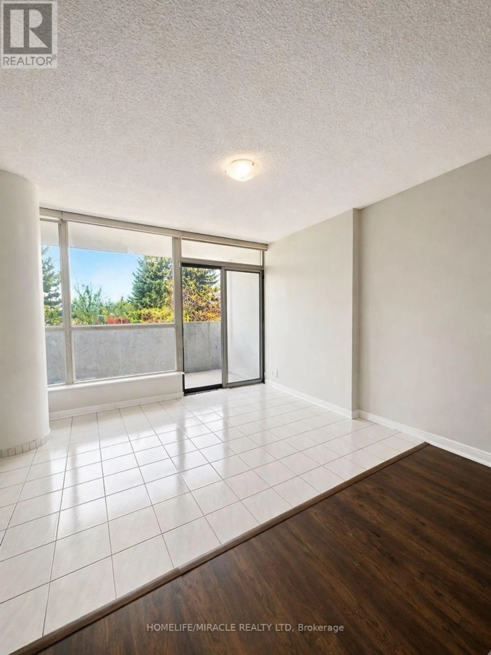 #214 1 ROWNTREE ROAD - Image 9