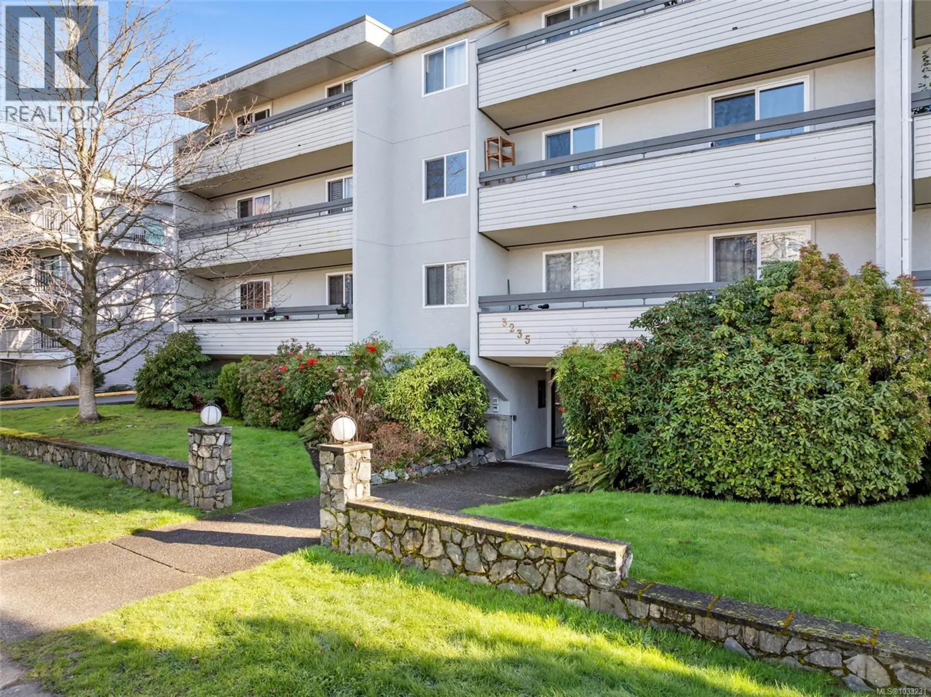 Property at #103 3235 Quadra St, Saanich, BC