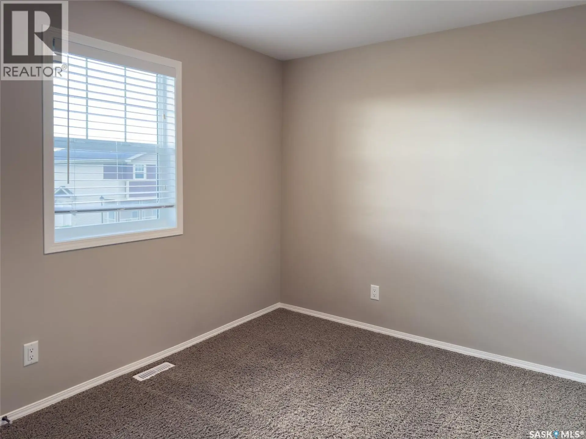 #308 100 Chaparral BOULEVARD - Image 10