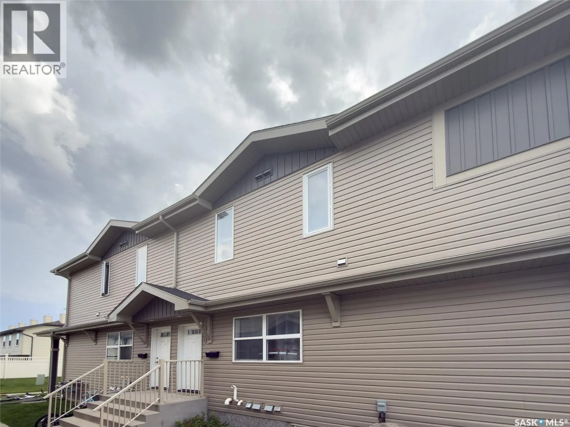 #308 100 Chaparral BOULEVARD - Image 2