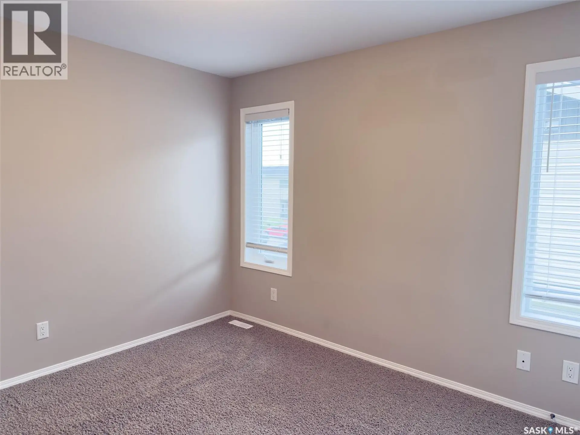 #308 100 Chaparral BOULEVARD - Image 9