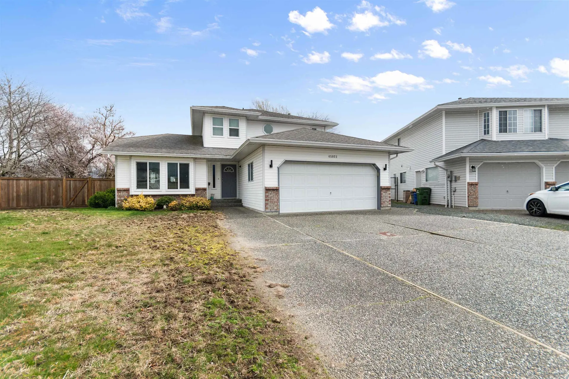 Property at 45023 Stratford Place, Chilliwack, BC