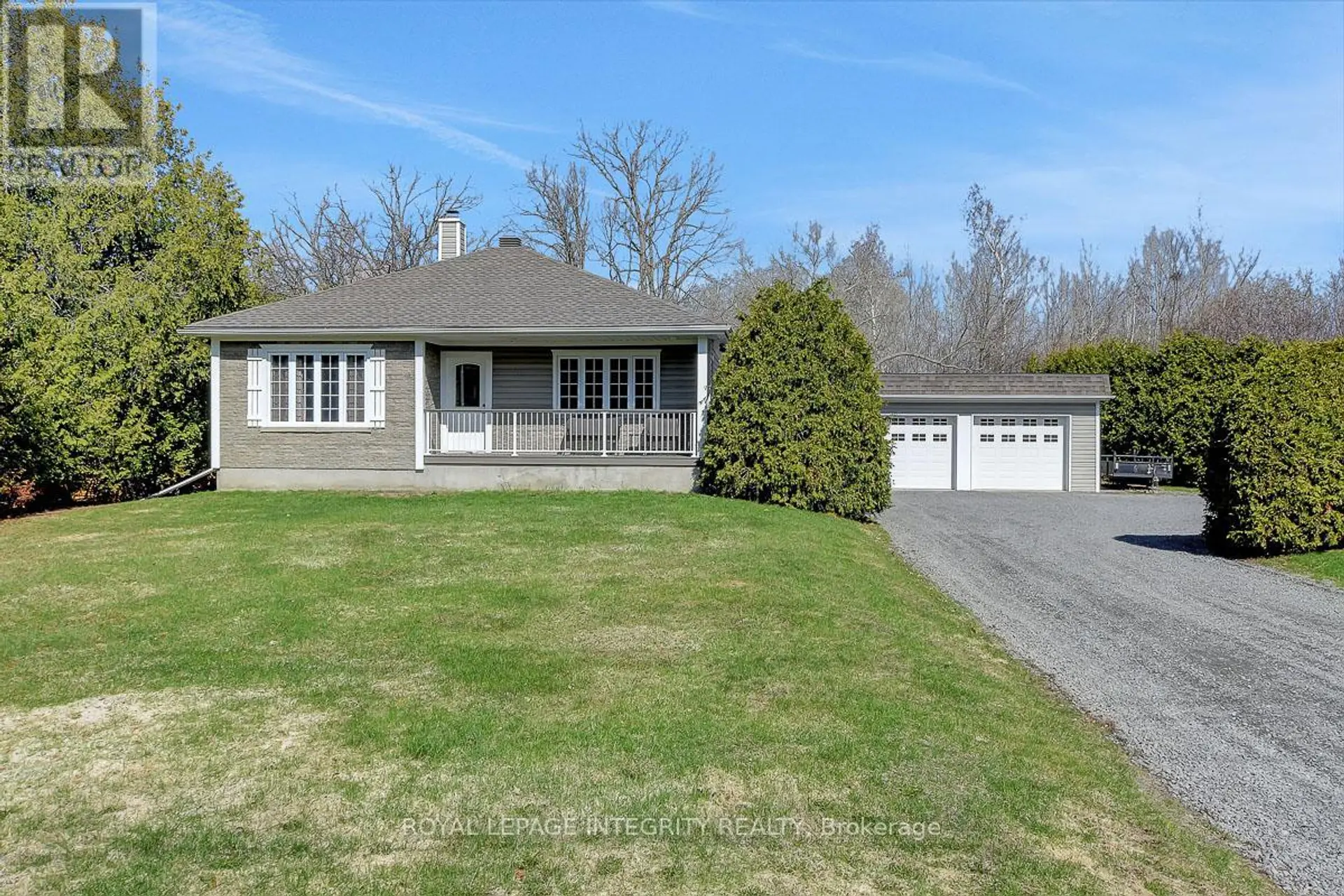 1099 OLD MONTREAL ROAD - Image 1