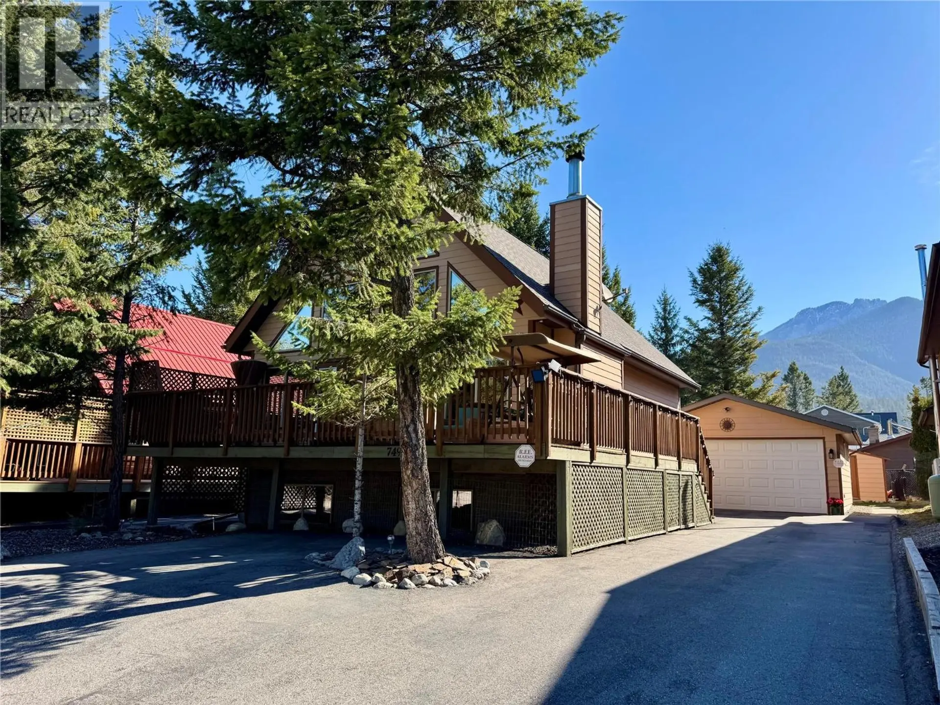 Property at 7490 Pine Cone Lane, Radium Hot Springs, BC