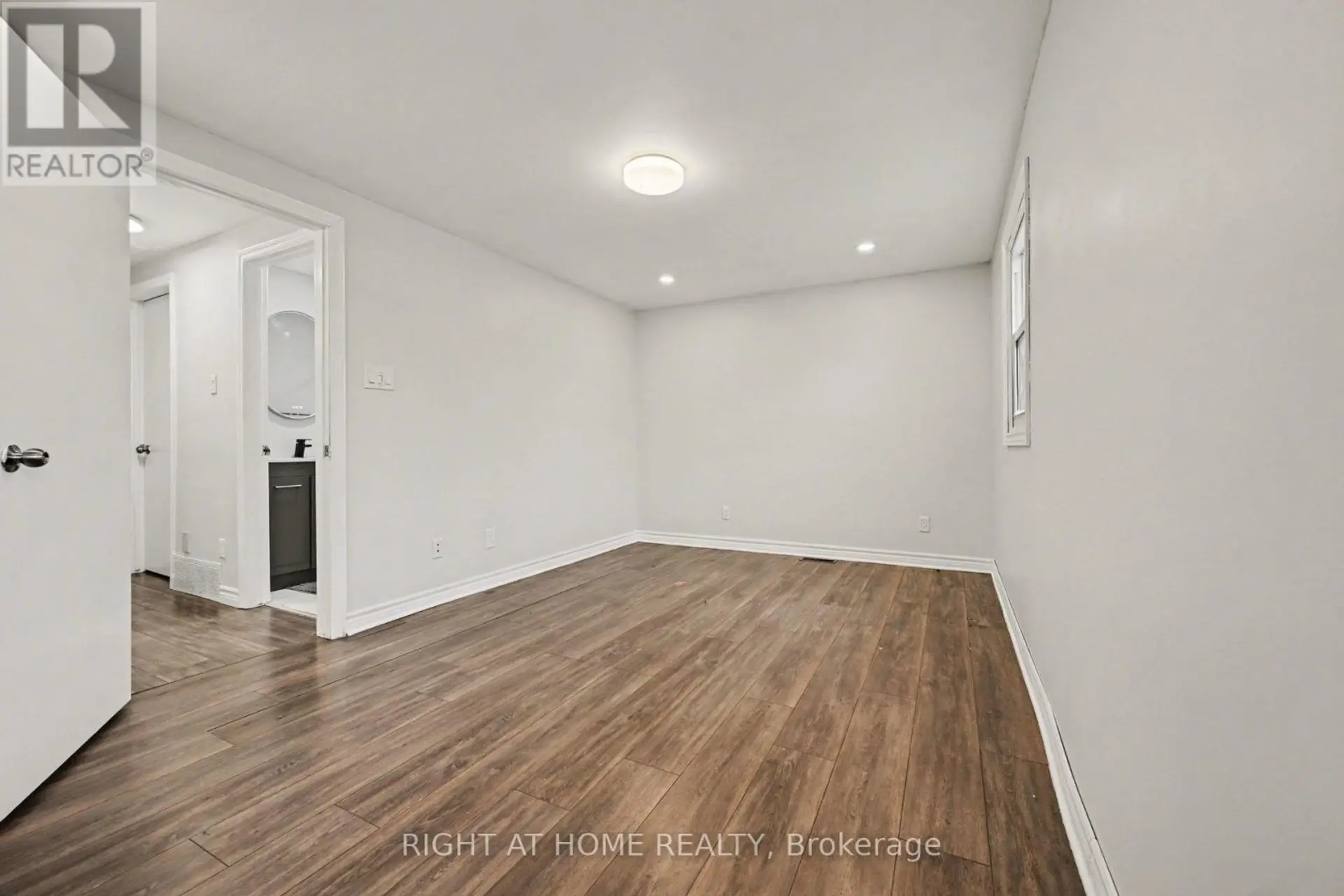 6 WOLFGANG DRIVE - Image 12