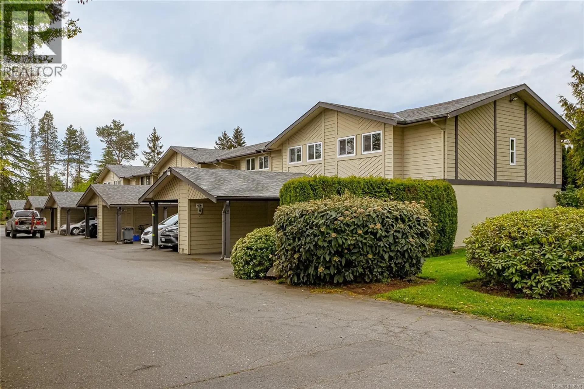 Property at #19 1741 McKenzie Ave, Saanich, BC