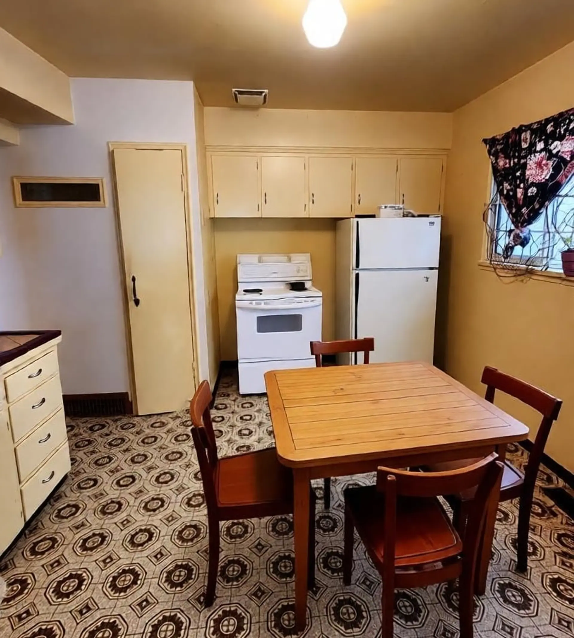 7544 Main Street - Image 5