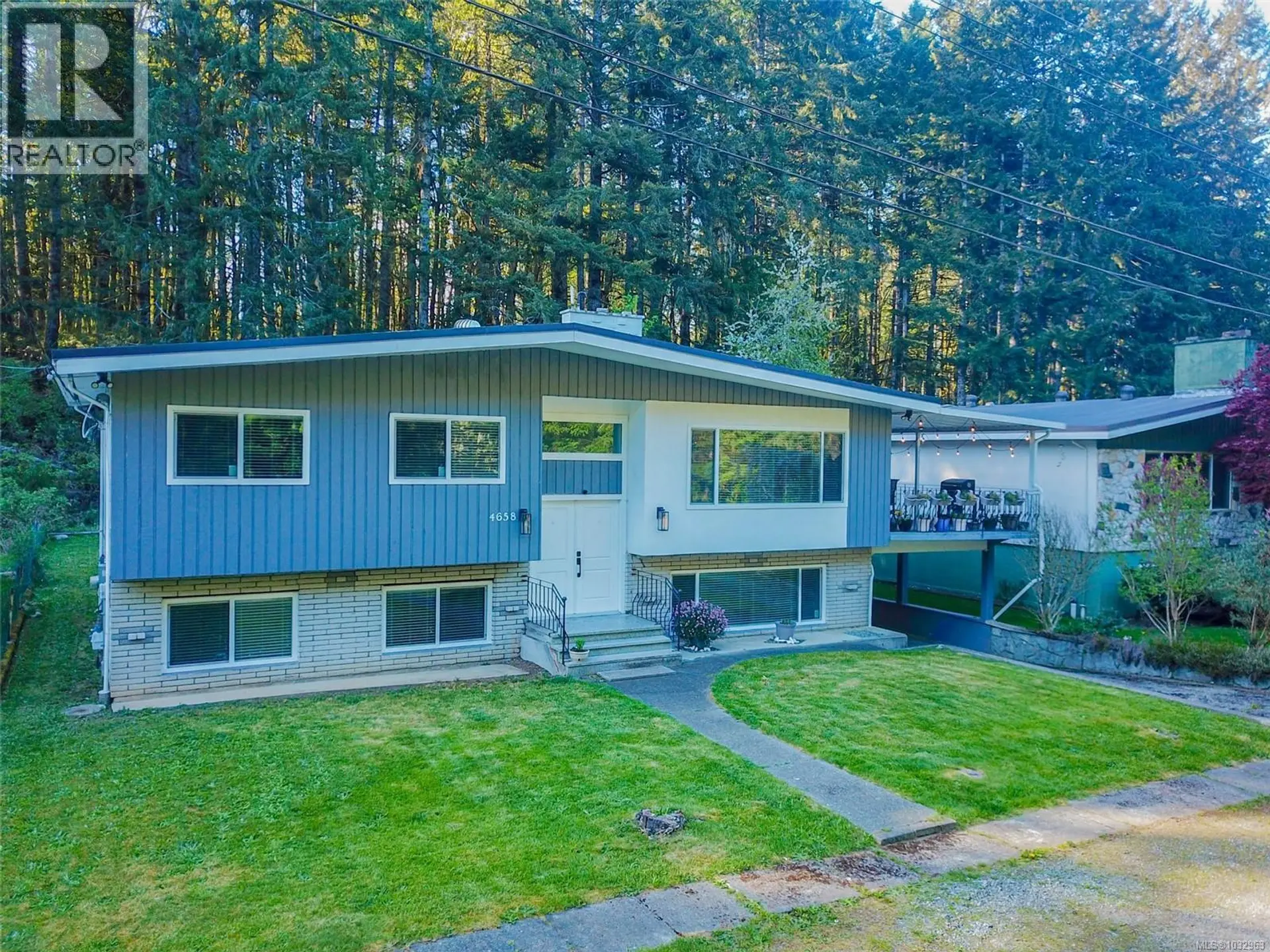 Property at 4658 Victoria Dr N, Port Alberni, BC