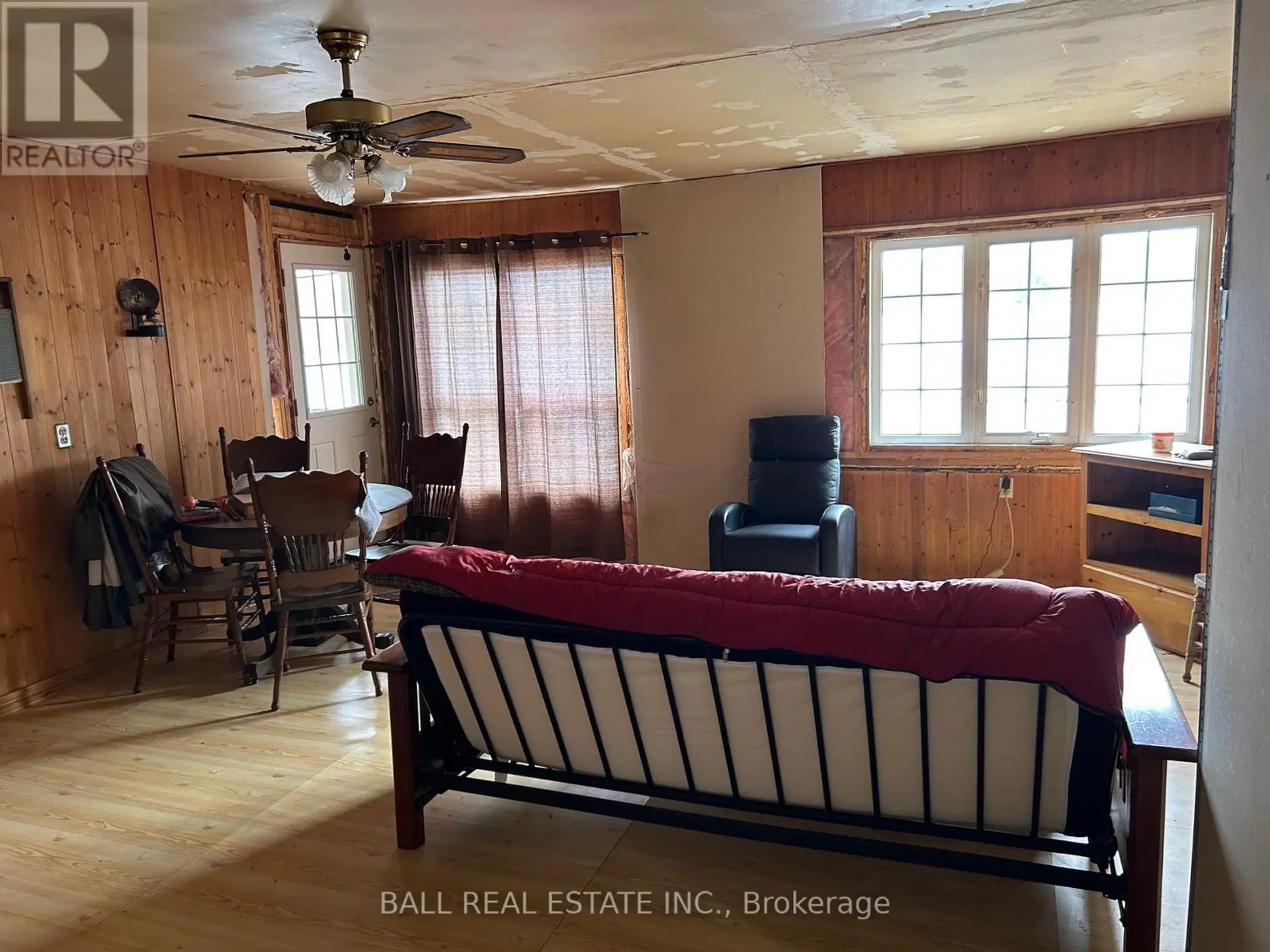 2095 WILSON LANE - Image 6
