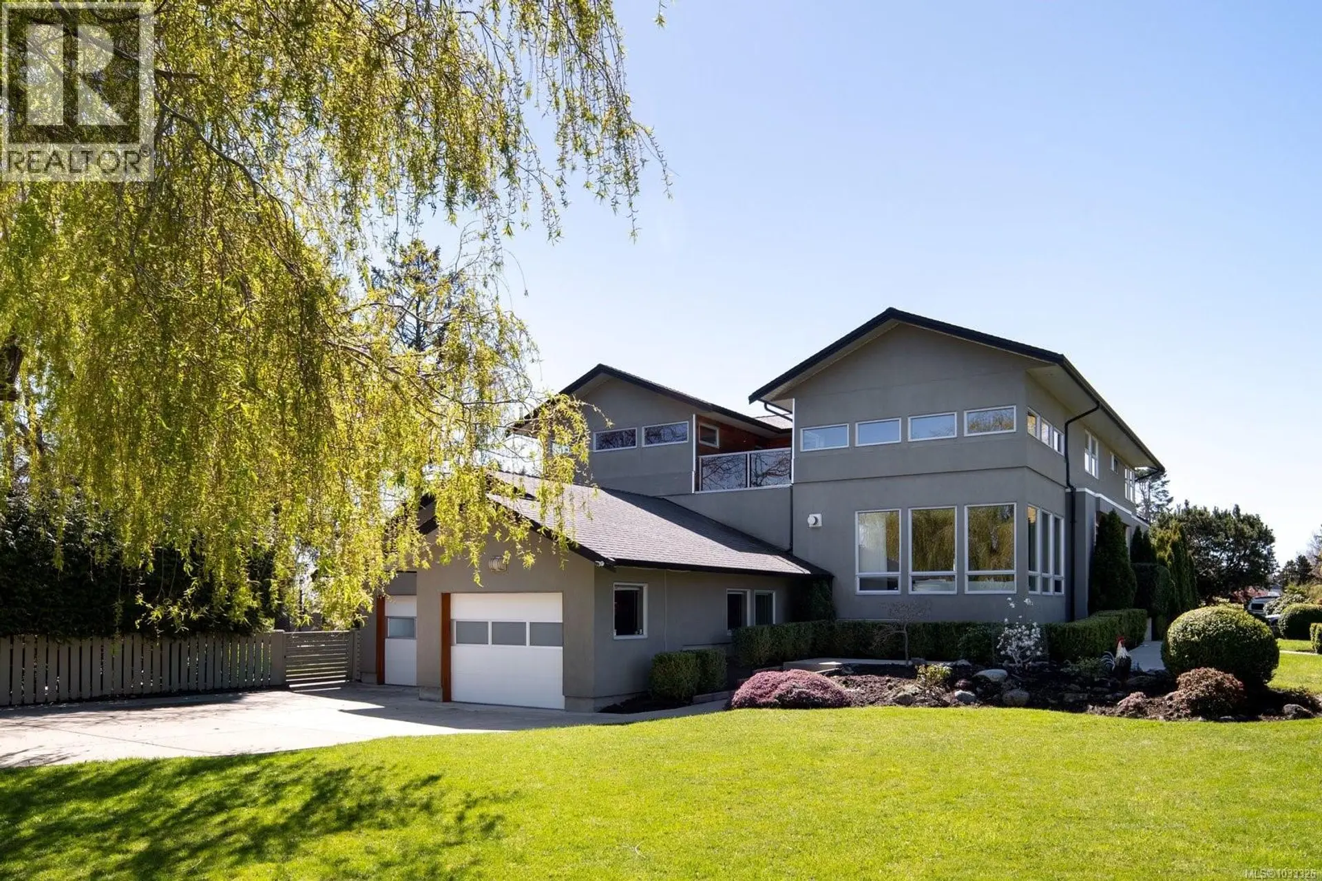 Property at 2835 Lincoln Rd, Oak Bay, BC