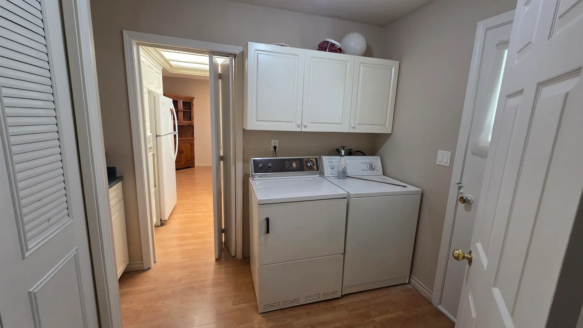 8051 Jones Road - Image 16