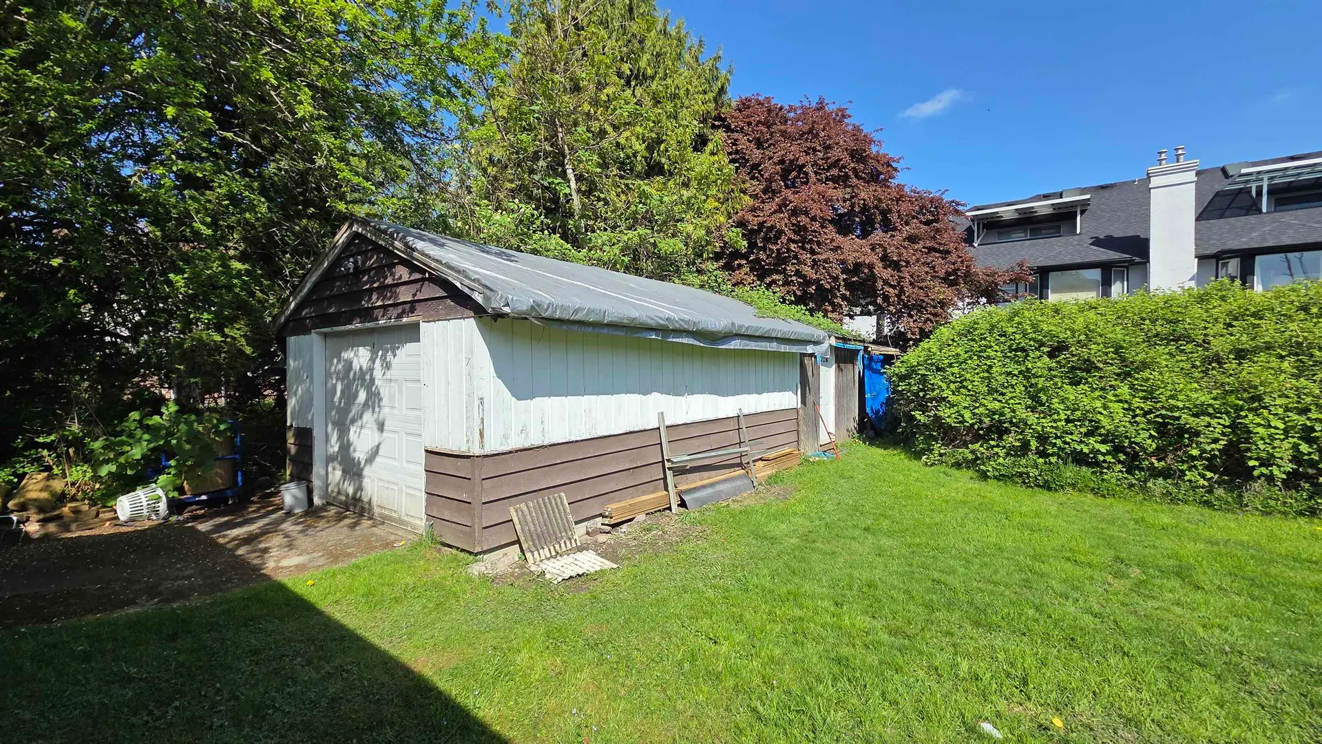 8051 Jones Road - Image 14