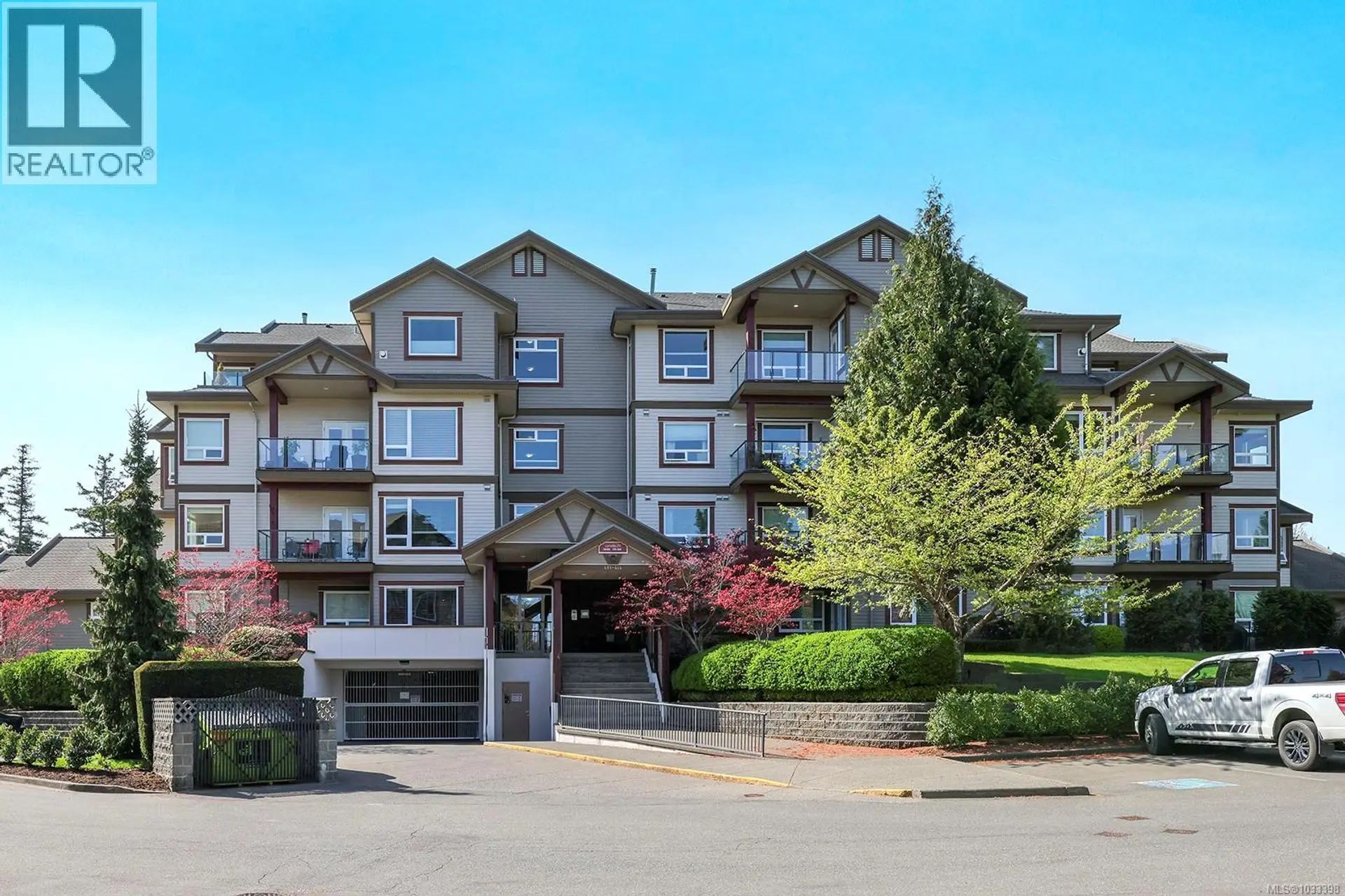 Property at #435 3666 Royal Vista Way, Courtenay, BC
