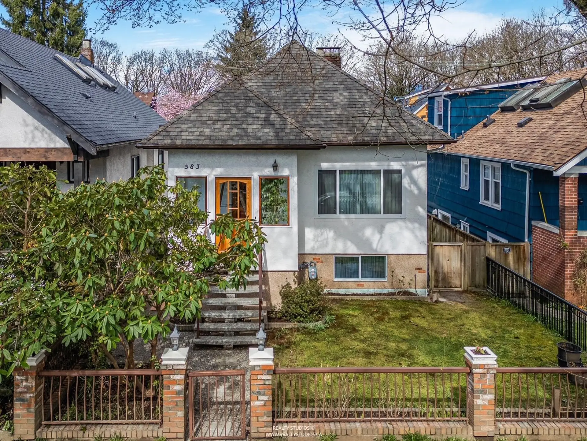 Property at 583 W 18th Avenue, Vancouver, BC
