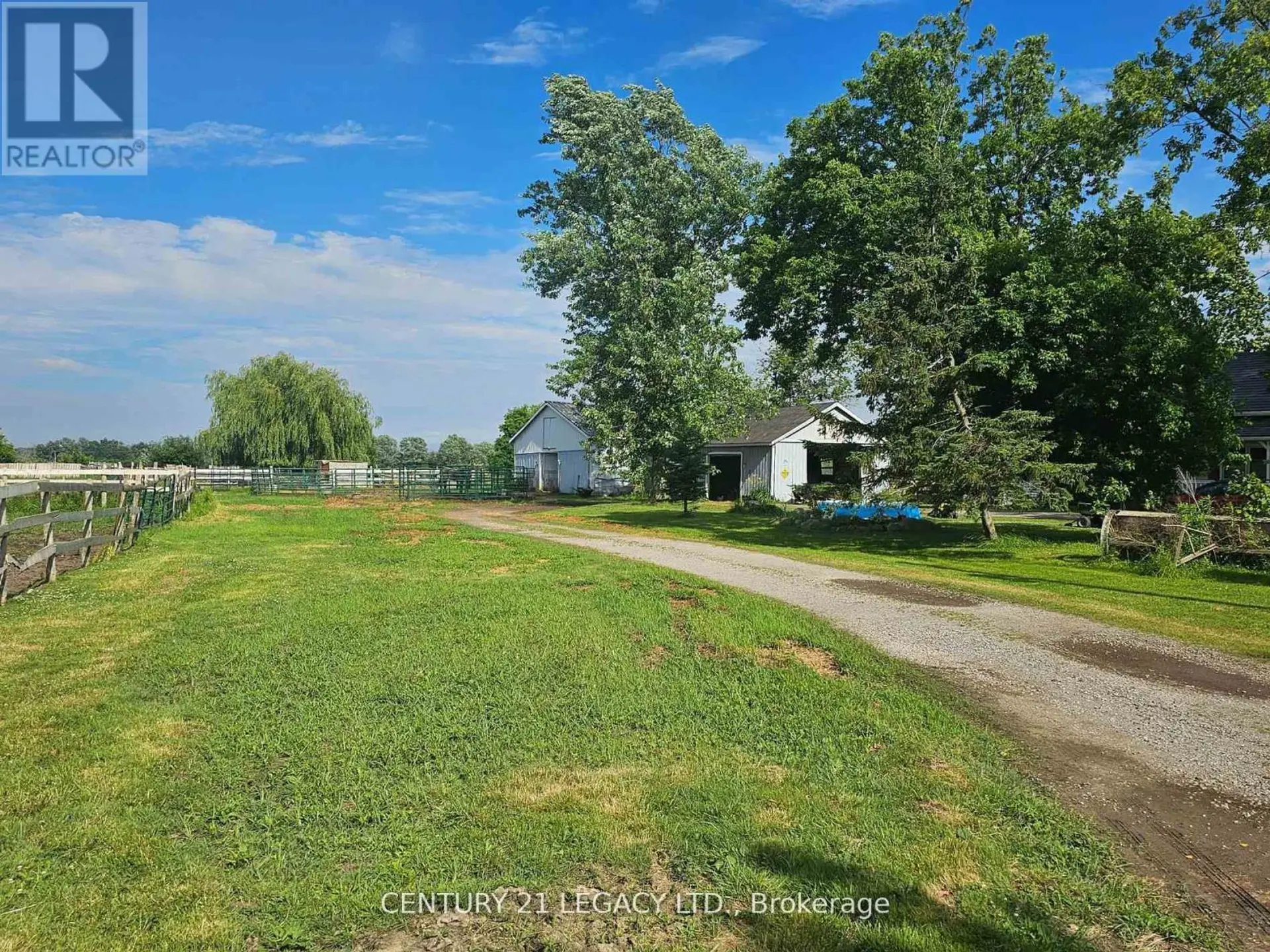 2569 BERTIE ROAD - Image 10