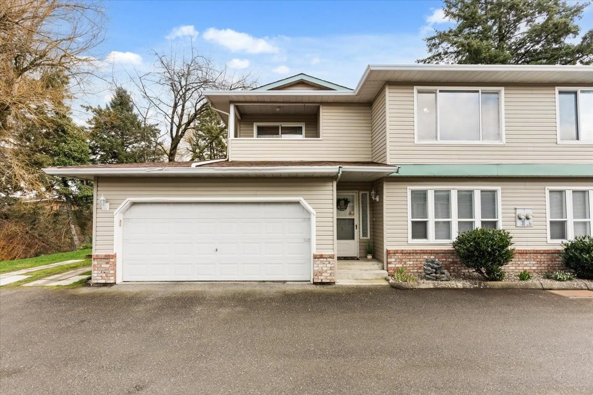 Property at #5 46209 Cessna Drive, Chilliwack, BC