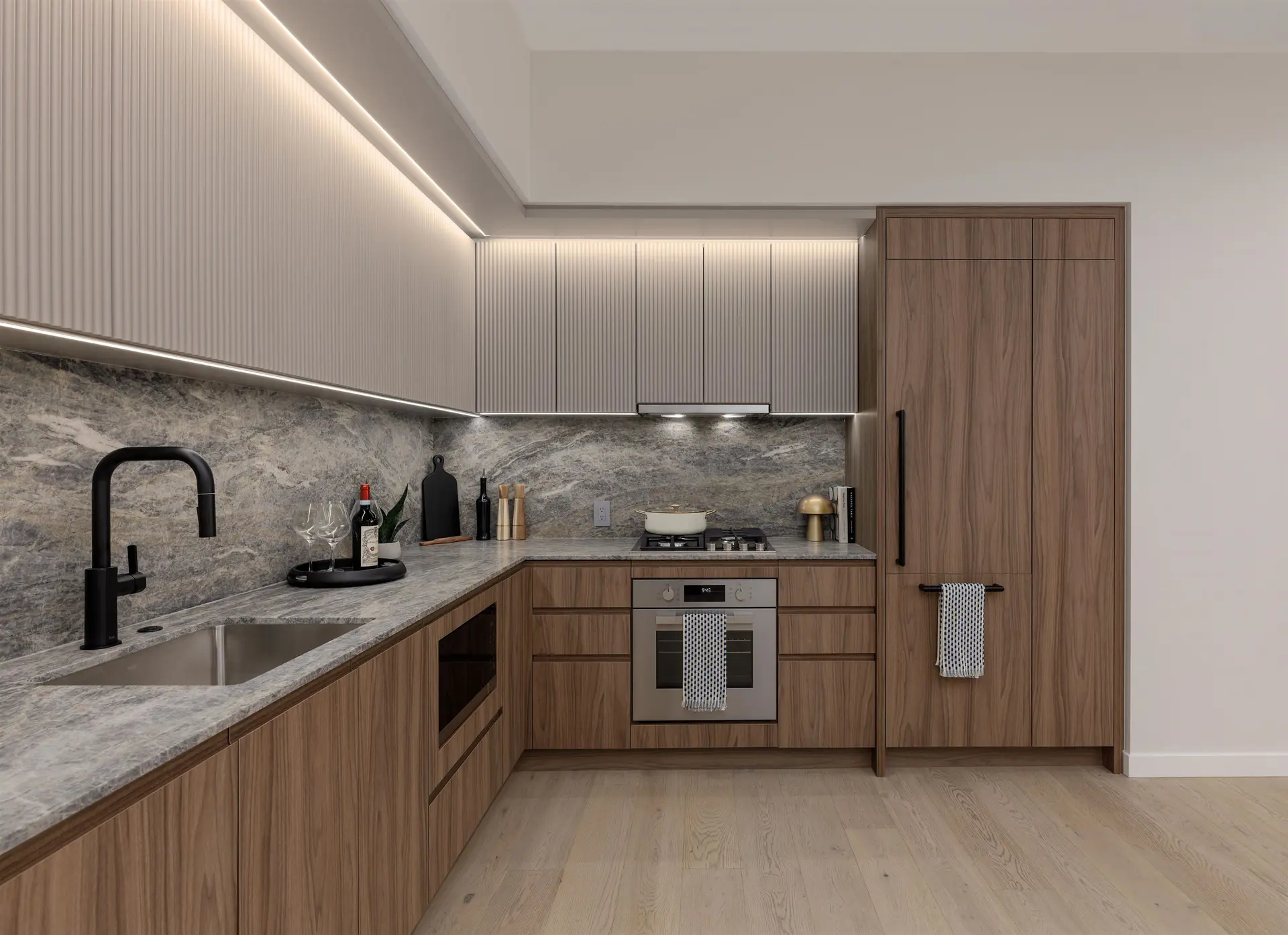 Property at #606 688 W 57th Avenue, Vancouver, BC