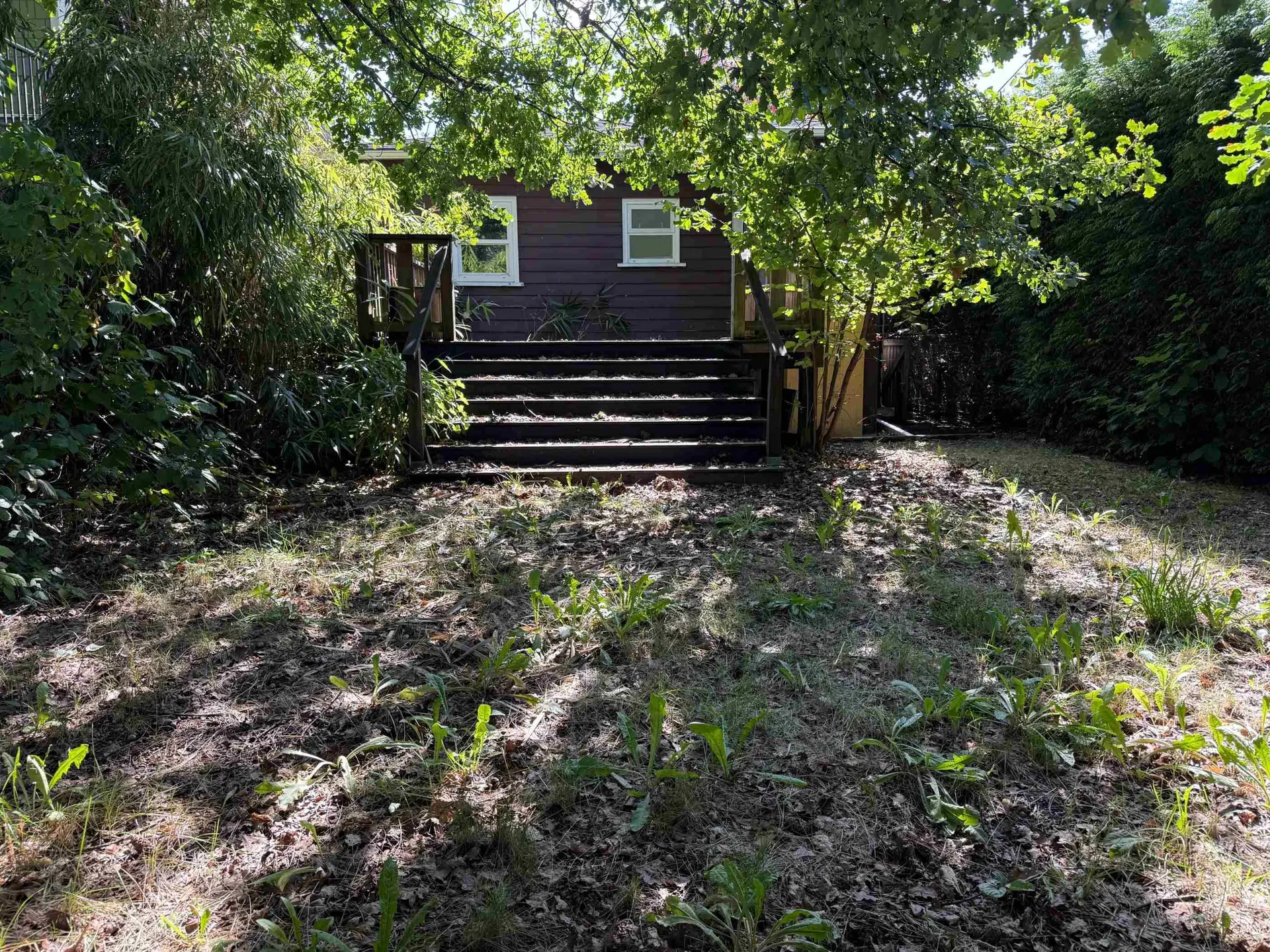 467 E 43rd Avenue - Image 4