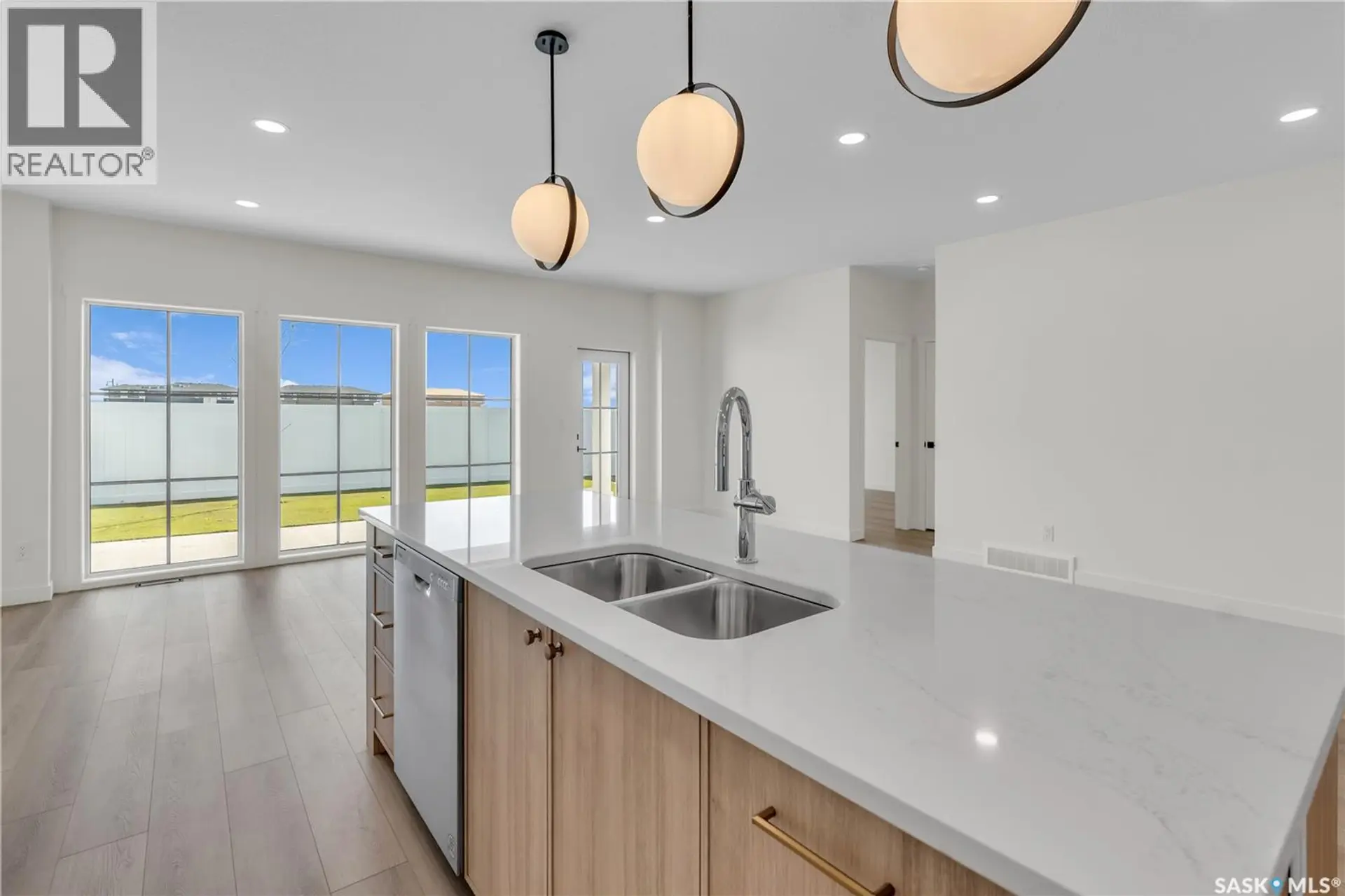 #10 720 Brighton BOULEVARD - Image 5